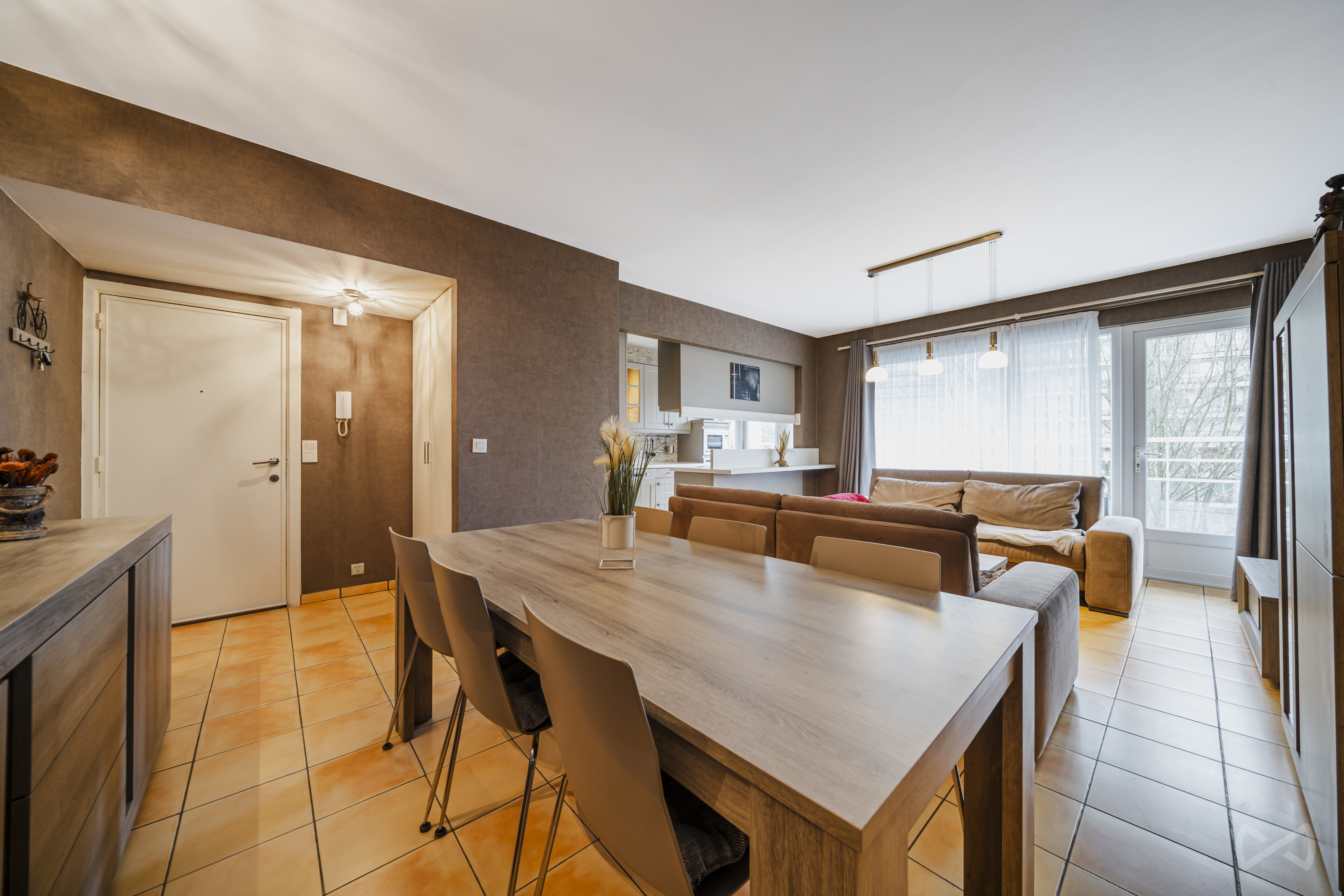 Picture 1 of 5 for Flat with two bedrooms in Anderlecht