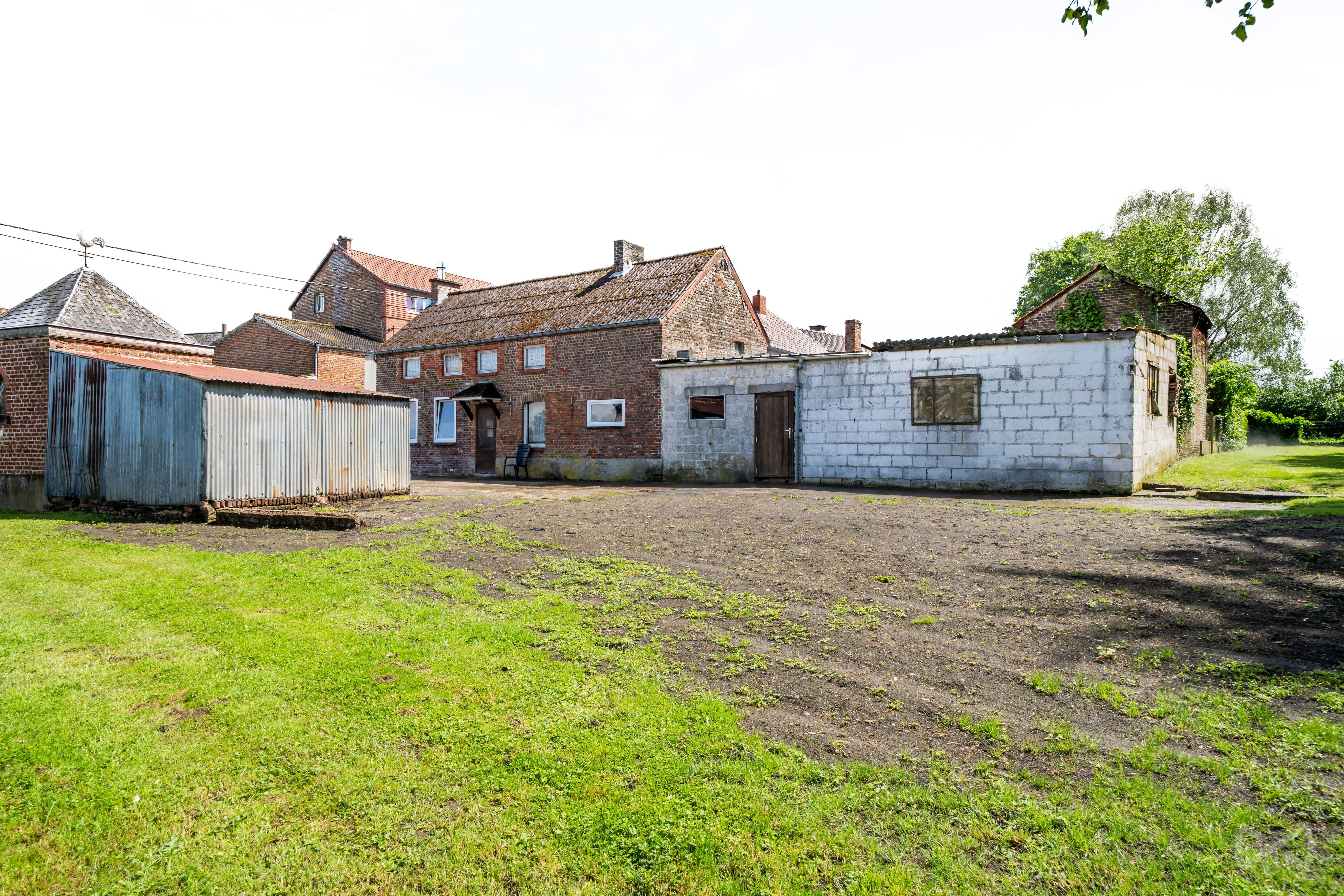 Picture 1 of 4 for House with two bedrooms in Ambresin