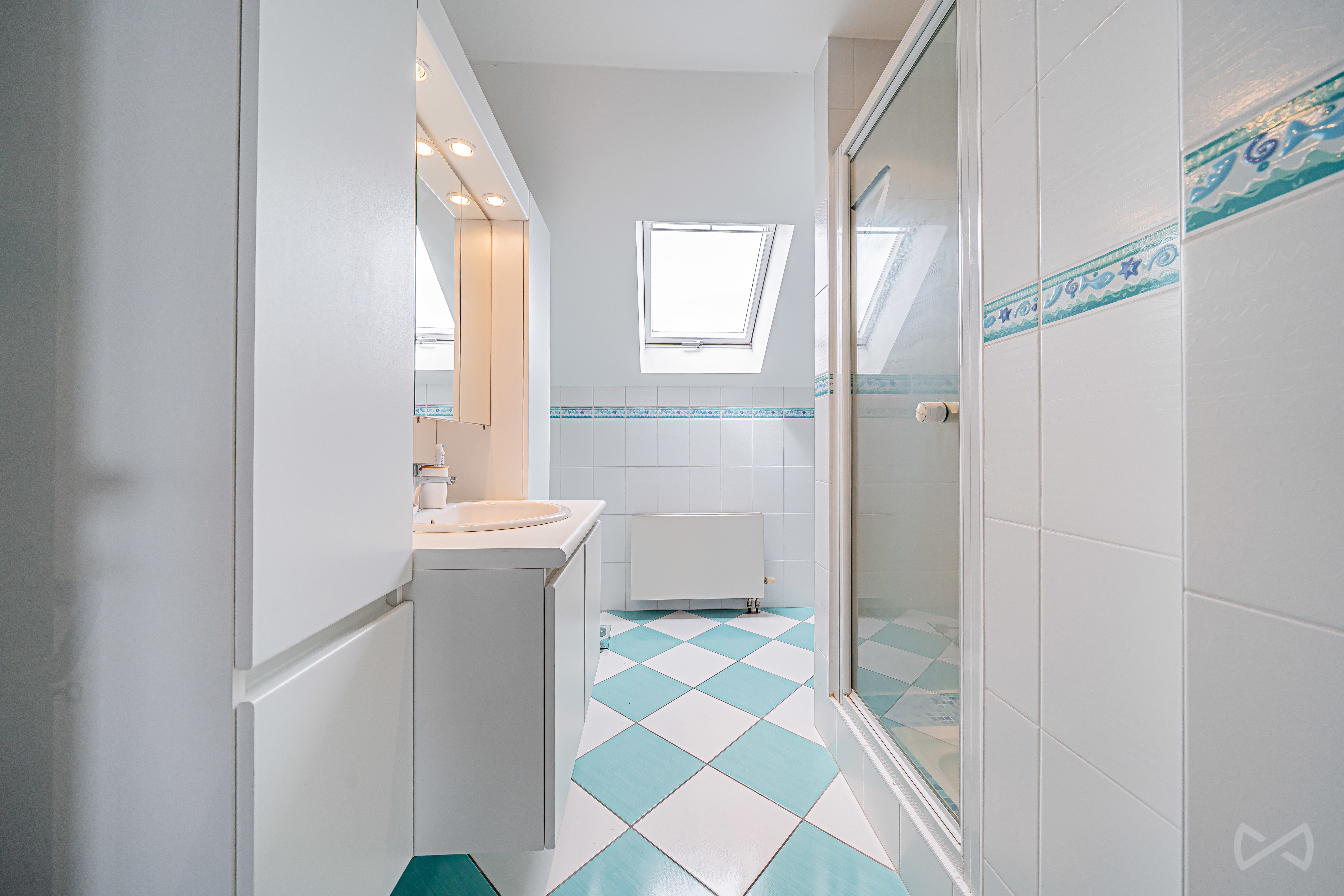 Photo 2 sur 4 pour Villa de quatre chambres à Waterloo