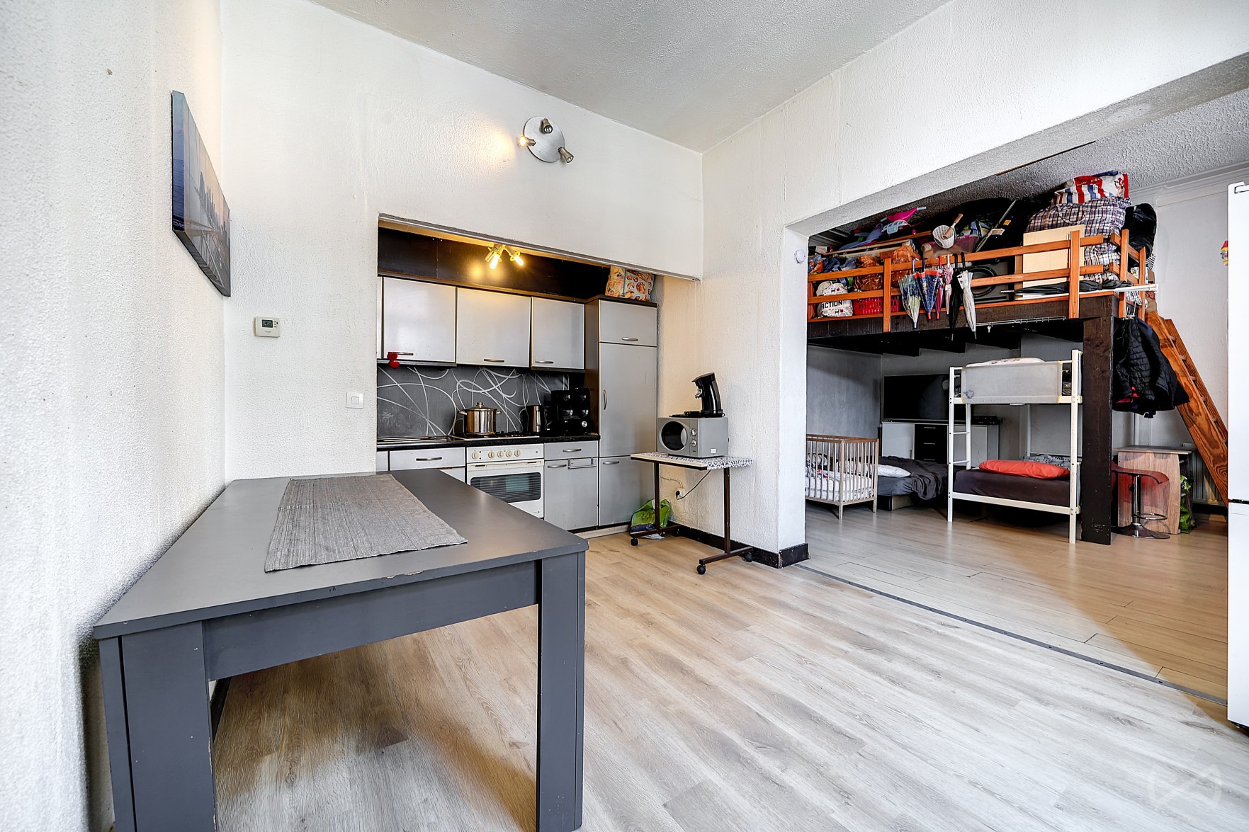 Picture 3 of 3 for Apartment block in Mons