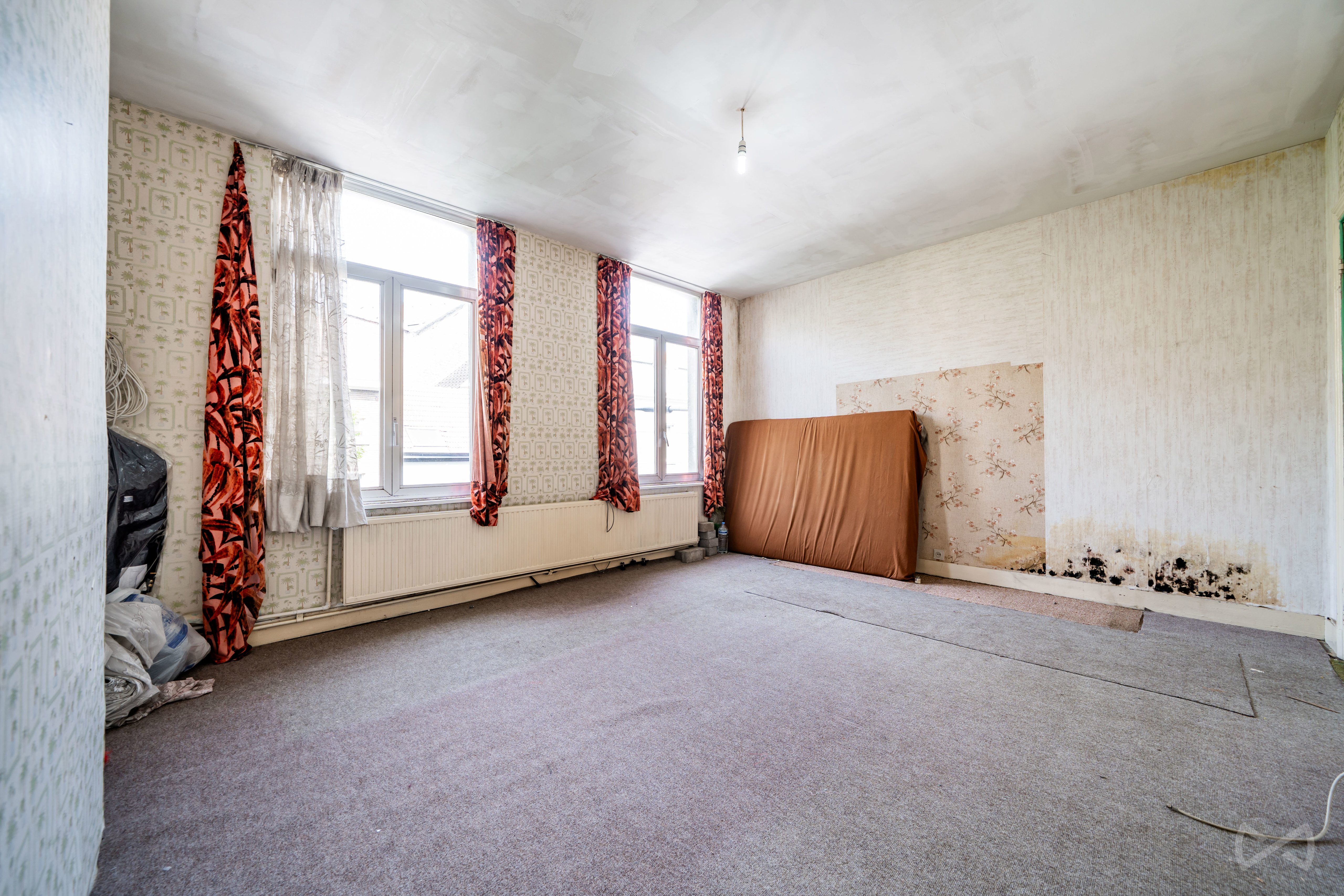 Picture 2 of 4 for House with six bedrooms in Molenbeek-saint-jean