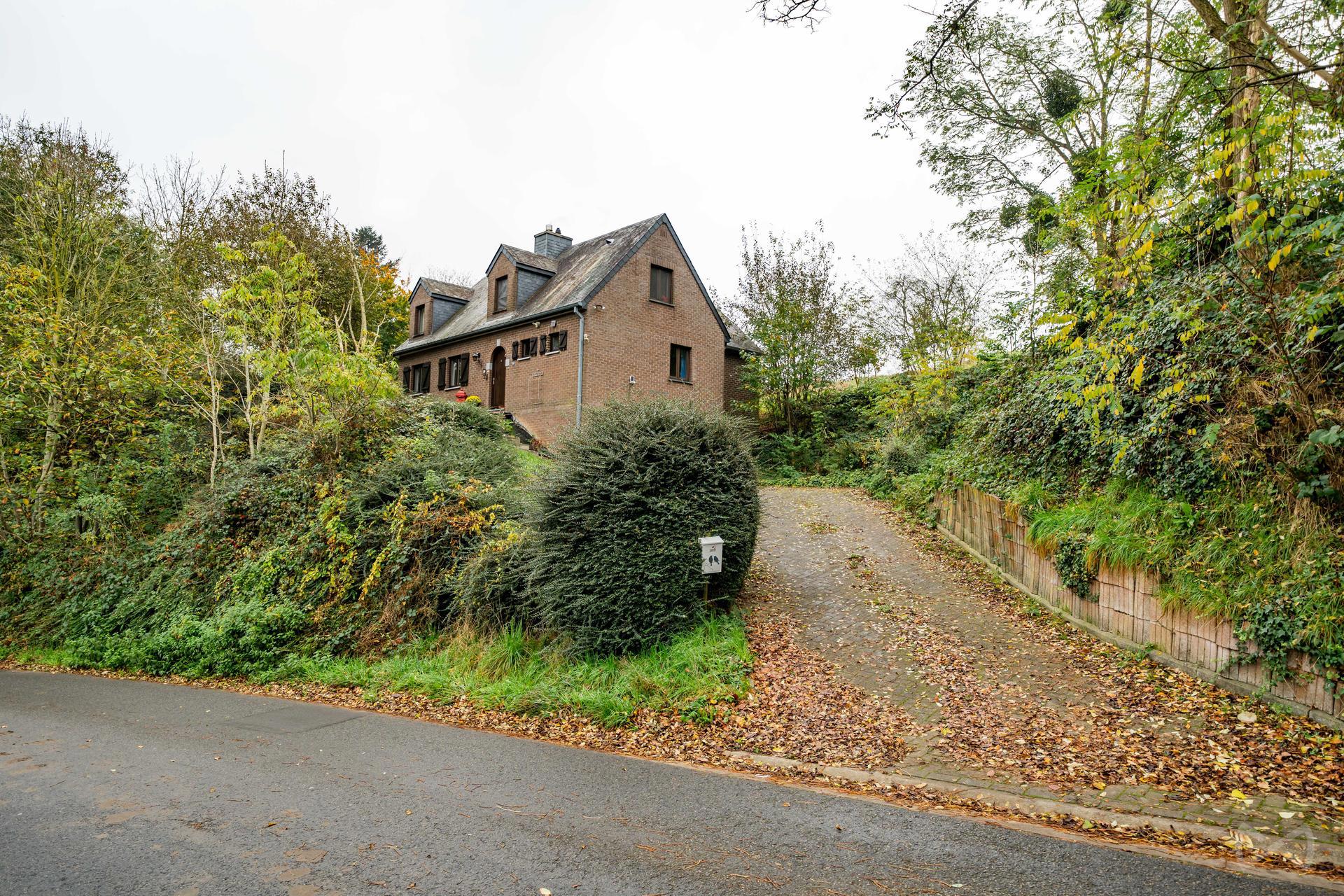 Photo 3 sur 4 pour Maison de quatre chambres à Huy