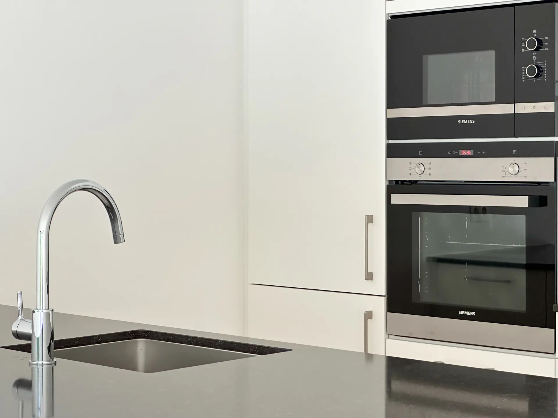 Photo 2 sur 4 pour Rez-de-chaussée de trois chambres à Ukkel