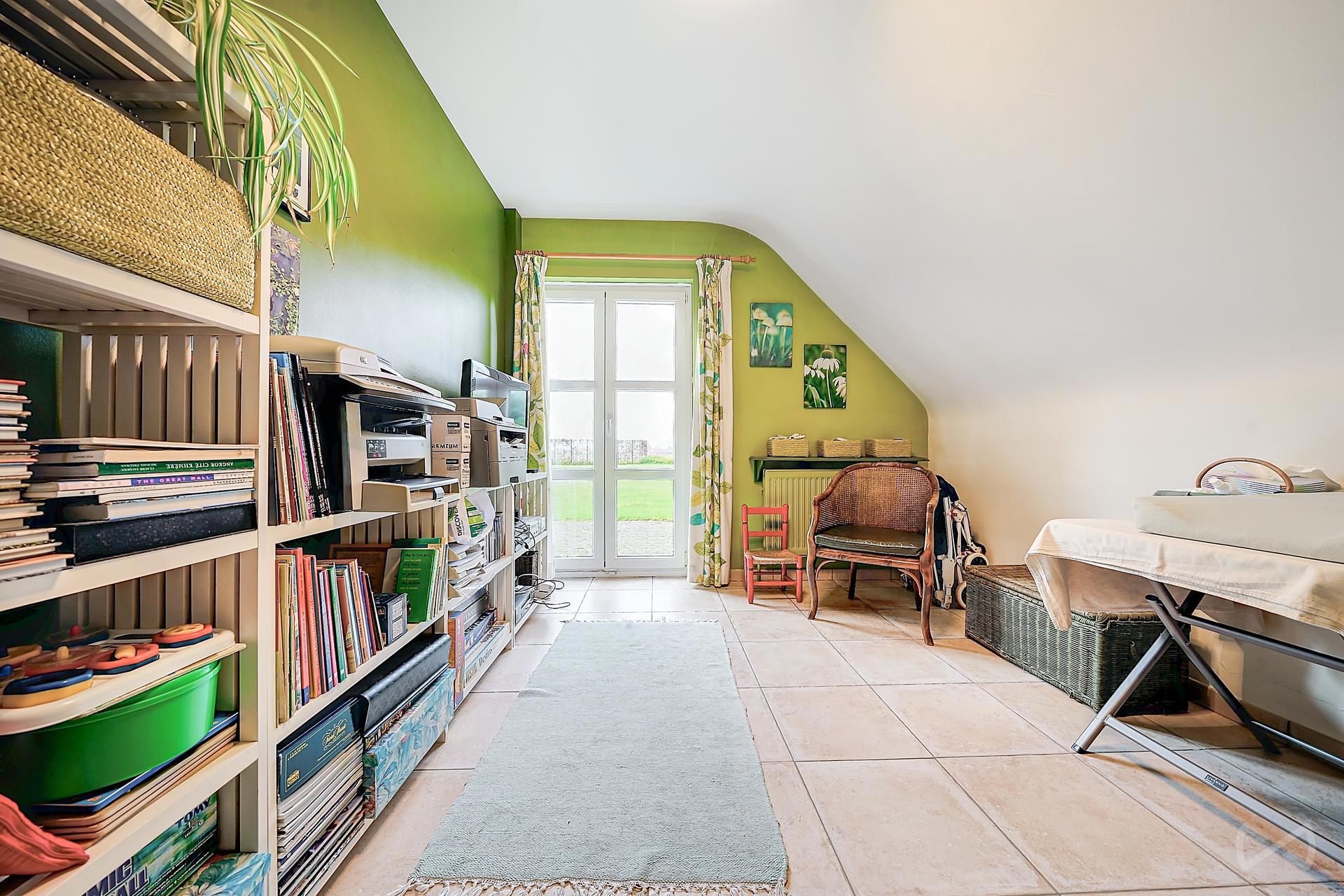 Picture 3 of 4 for House with five bedrooms in Ham-sur-heure-nalinnes