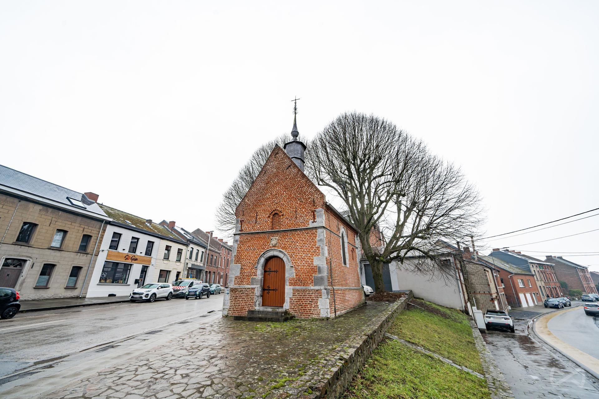 Photo 3 sur 4 pour Maison de cinq chambres à Battignies (Binche)