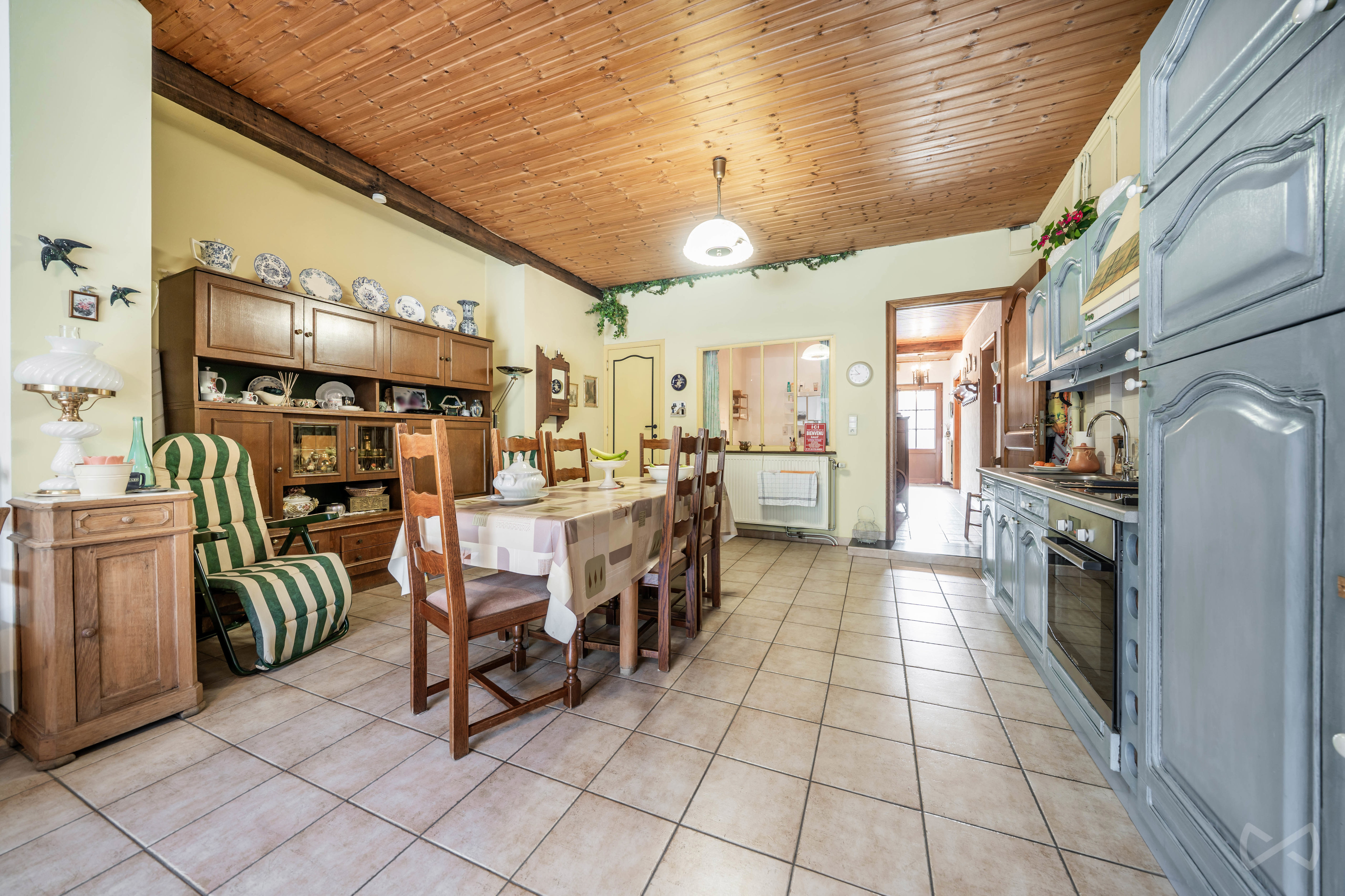 Photo 3 sur 4 pour Maison de cinq chambres à Vierset-barse