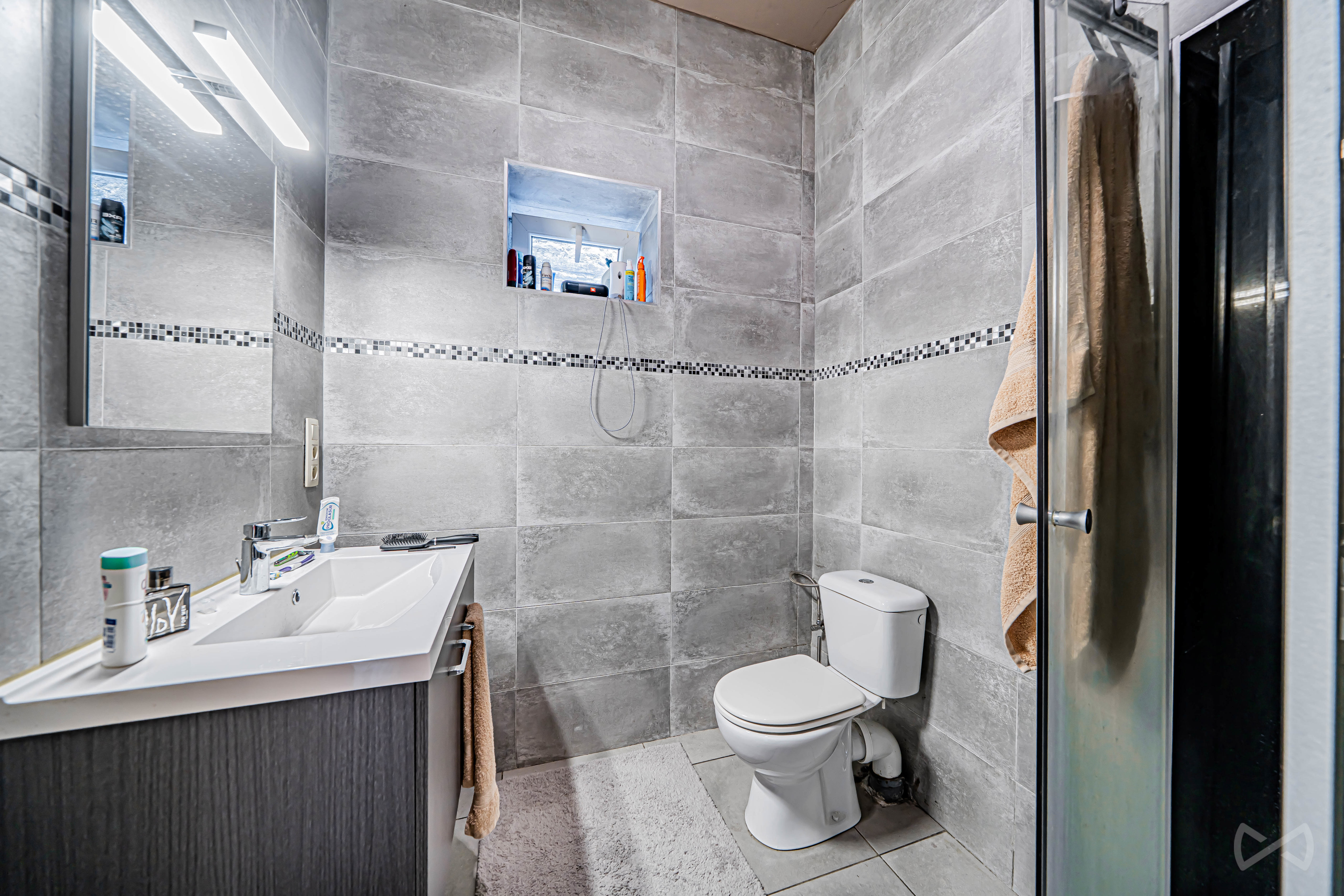 Foto 4 van 4 van Appartement met zes slaapkamers in Thy-le-Château