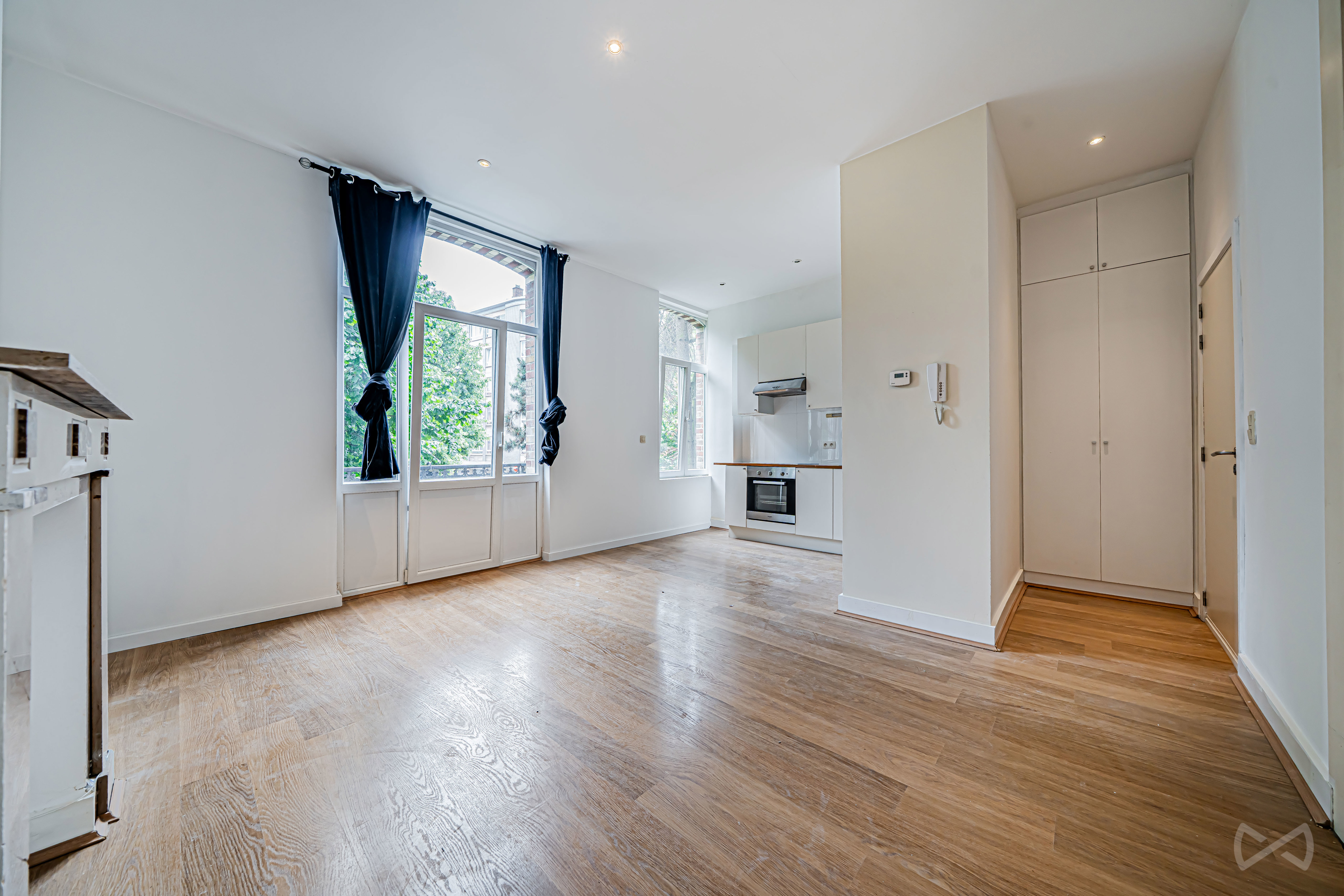 Picture 4 of 4 for Apartment block with four bedrooms in Jette