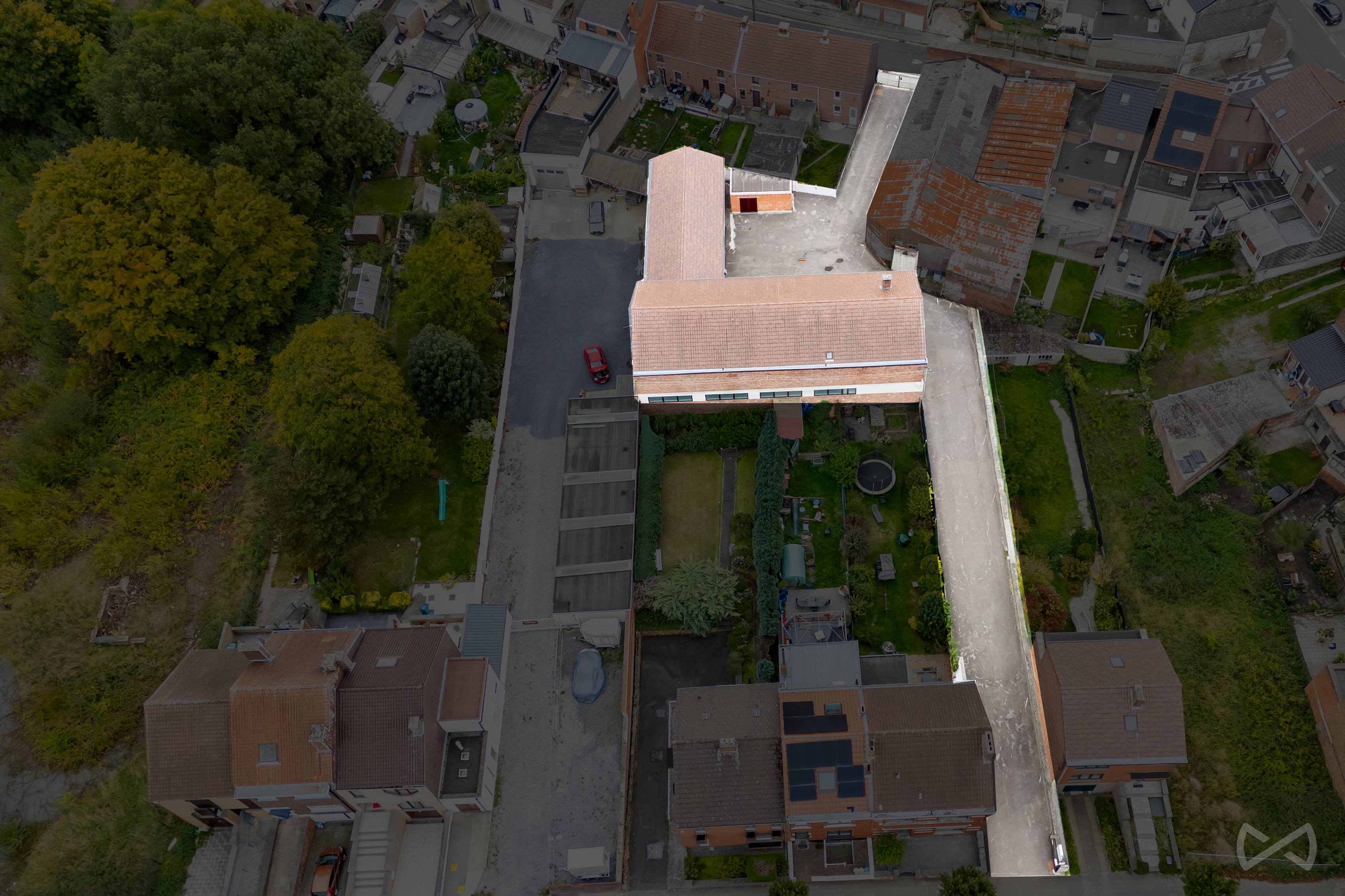 Foto 4 van 4 van Gebouw voor gemengd gebruik in La Louvière