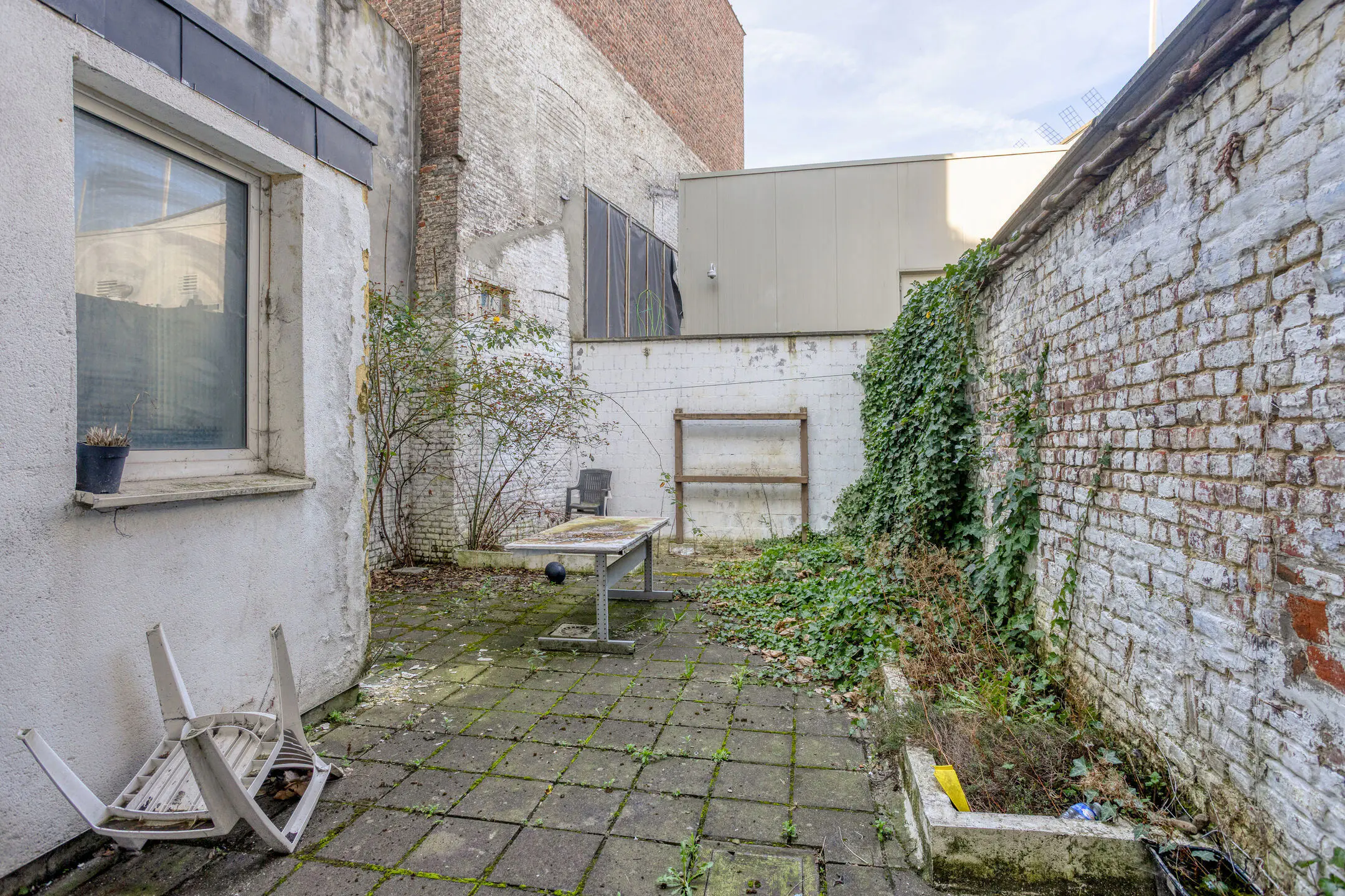 Photo 2 sur 4 pour Immeuble à appartements de quatre chambres à Anderlecht