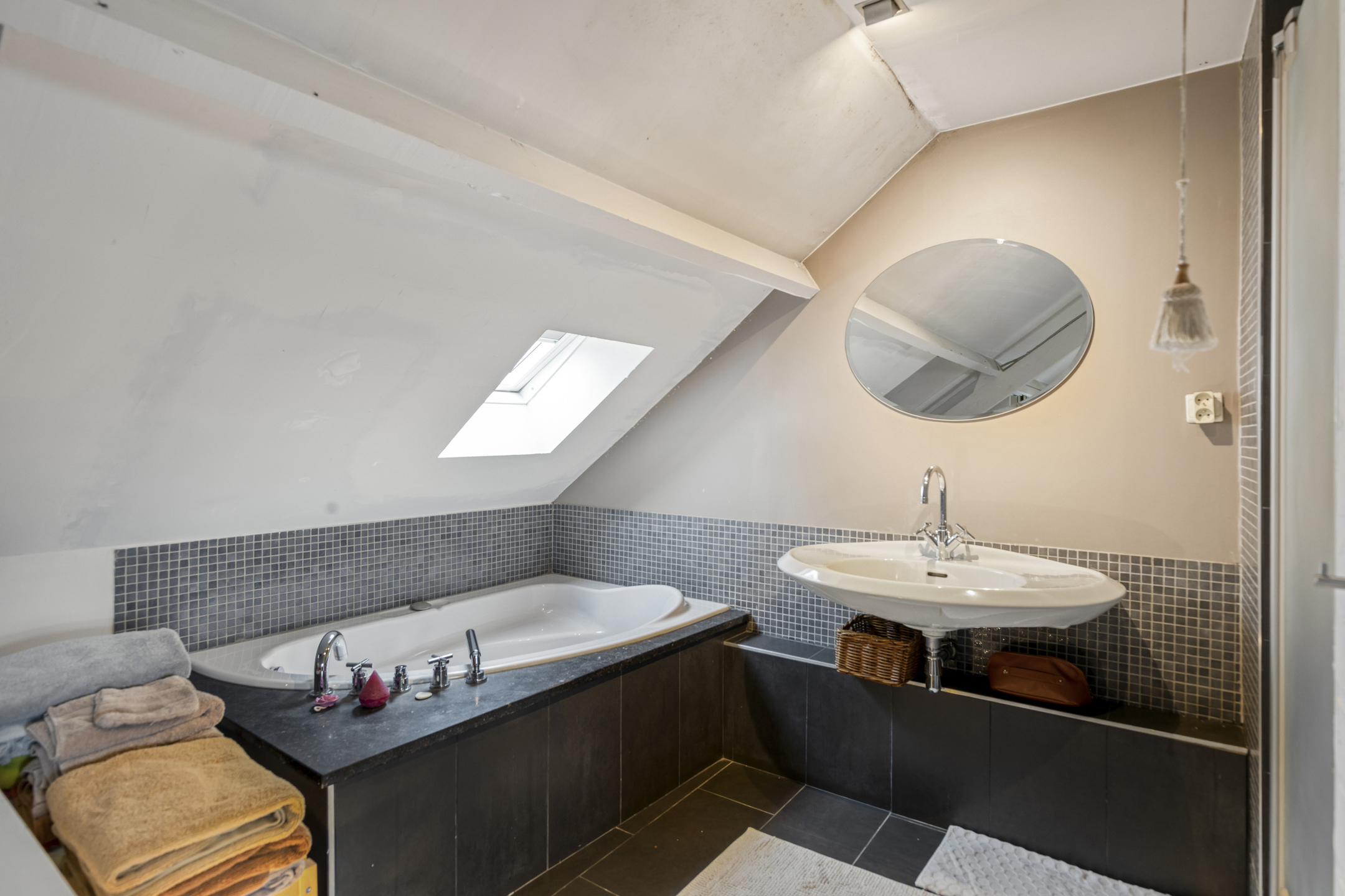 Picture 1 of 4 for House with four bedrooms in Dilbeek