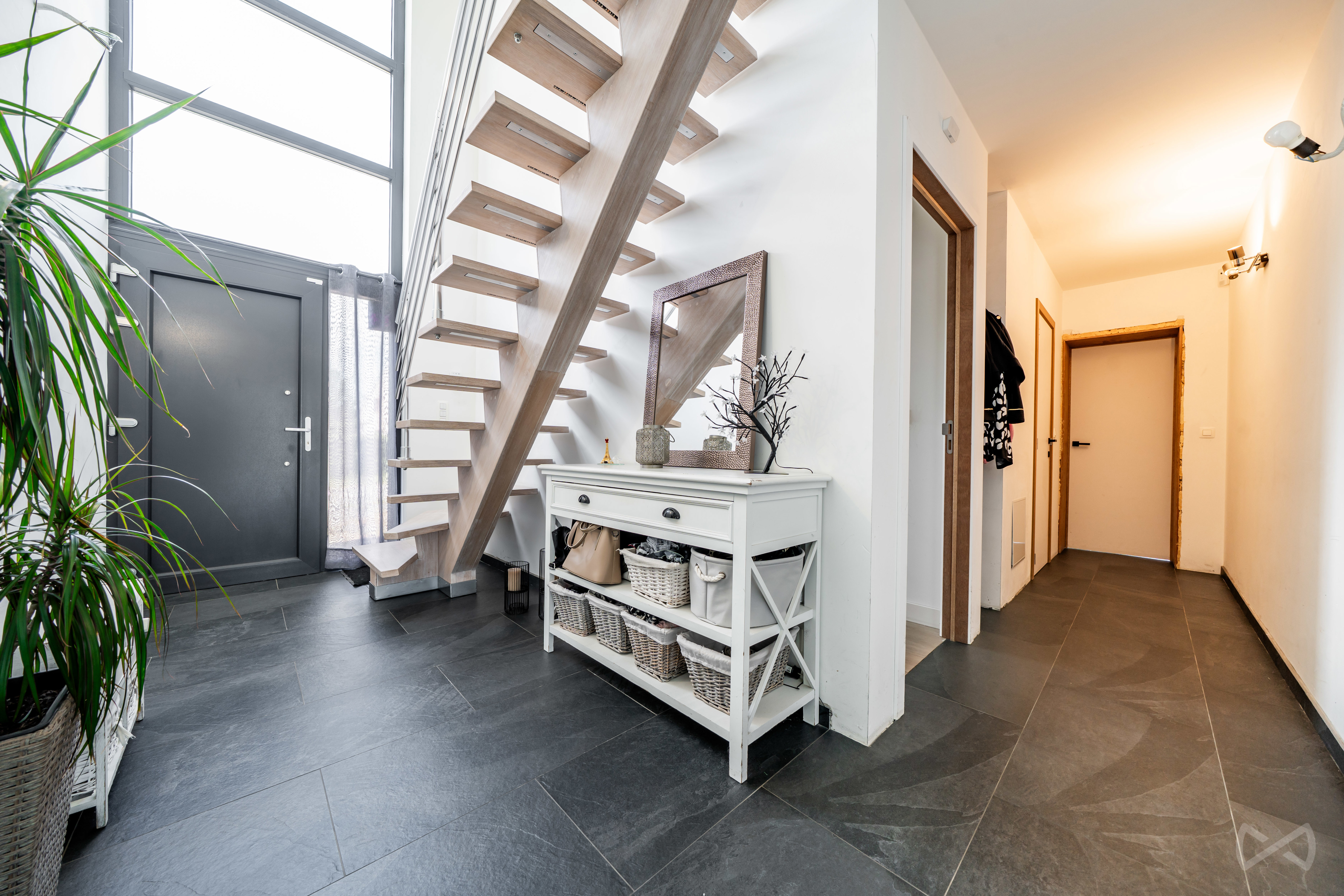 Picture 2 of 4 for Villa with four bedrooms in Bienne-lez-happart