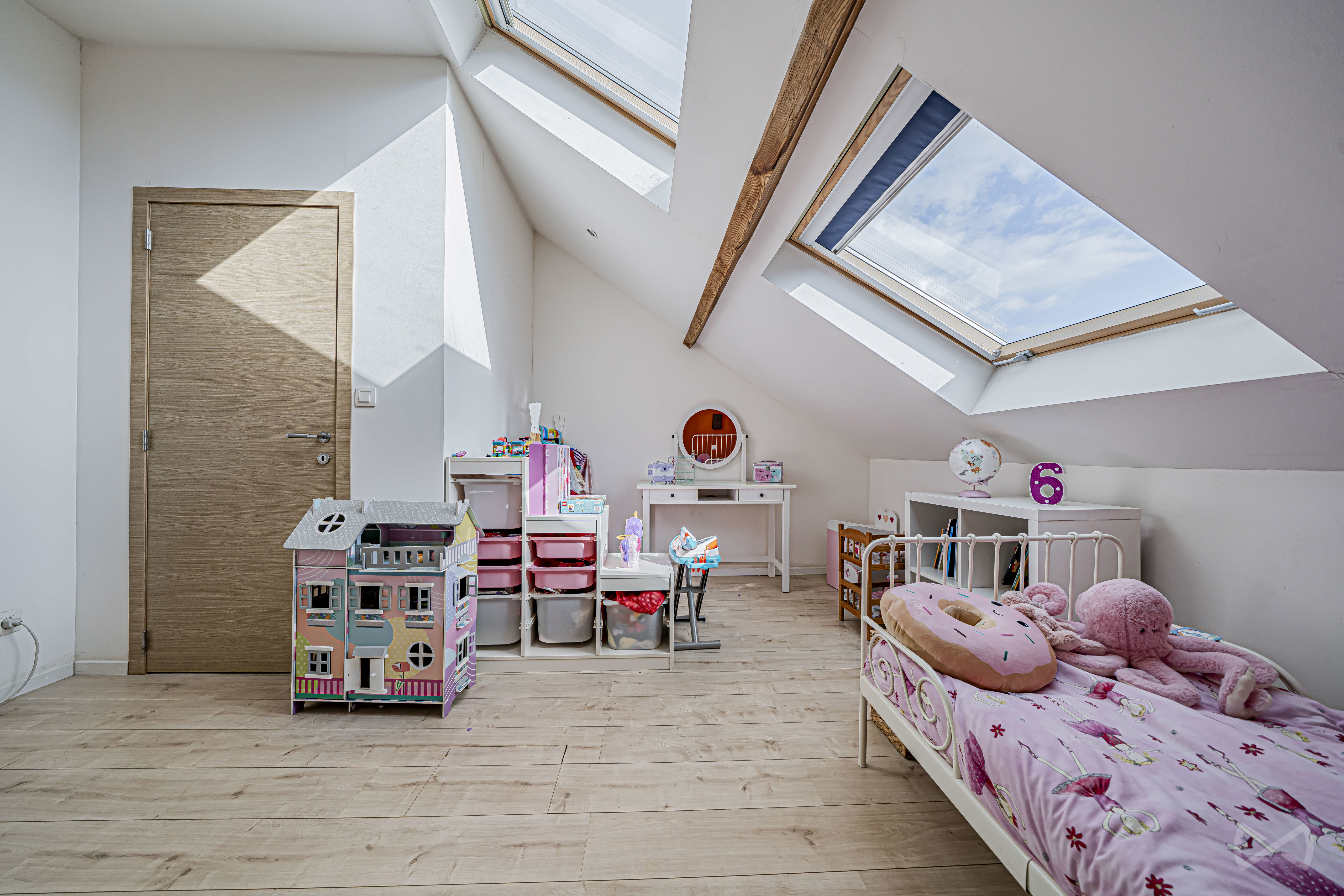 Photo 4 sur 4 pour Maison de quatre chambres à Couillet