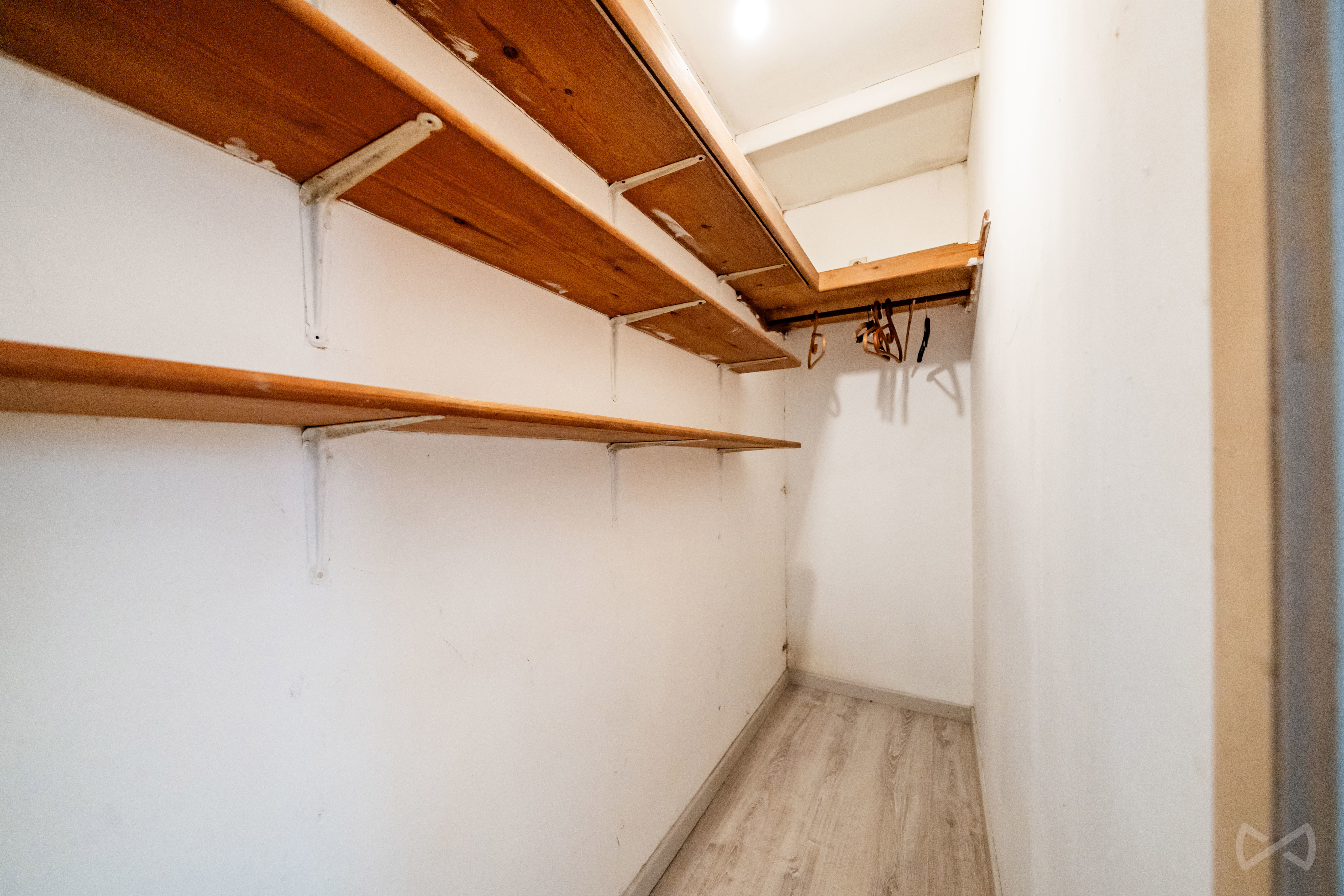 Picture 4 of 4 for Apartment block with six bedrooms in Thuin