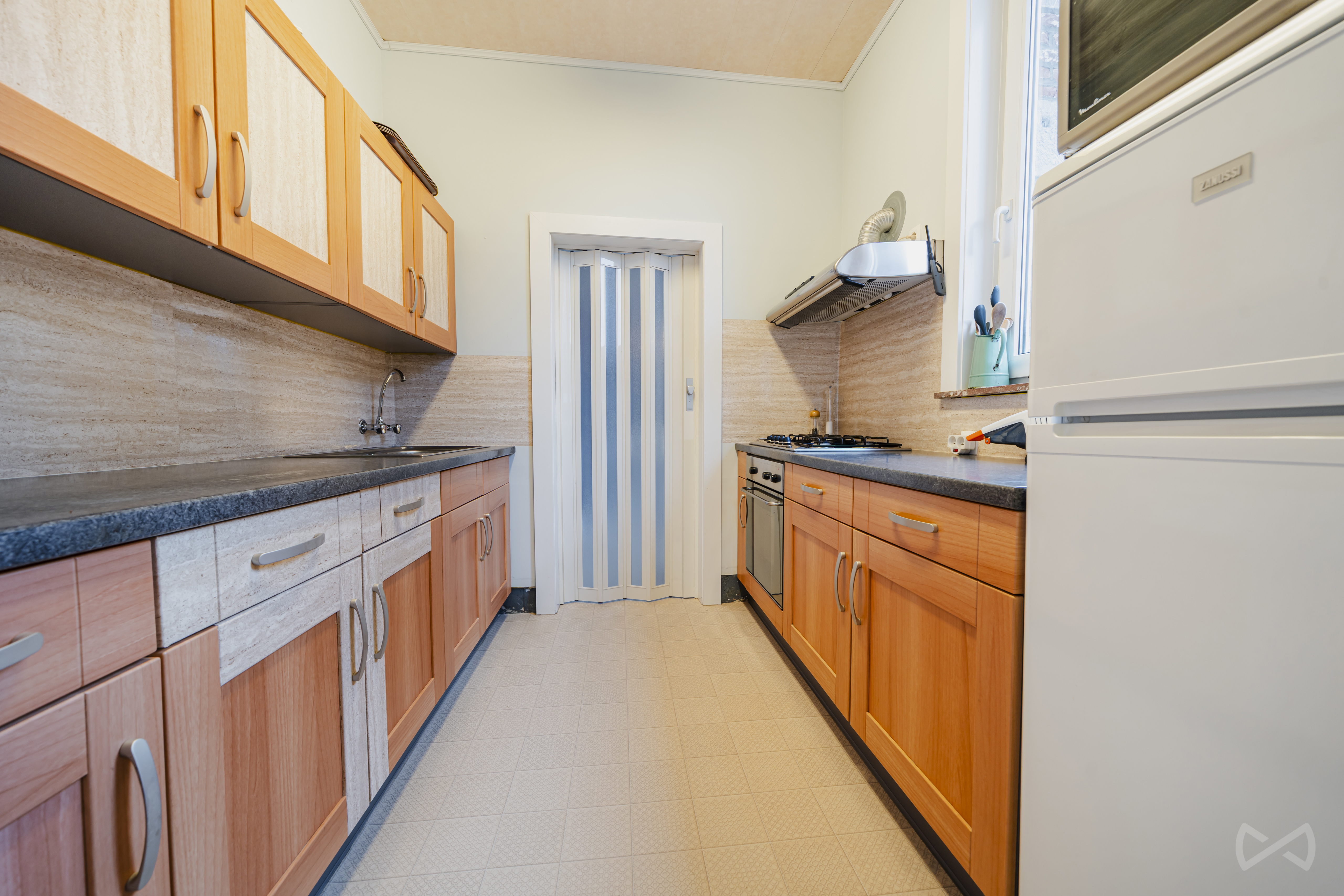Picture 1 of 4 for House with two bedrooms in Ostiches