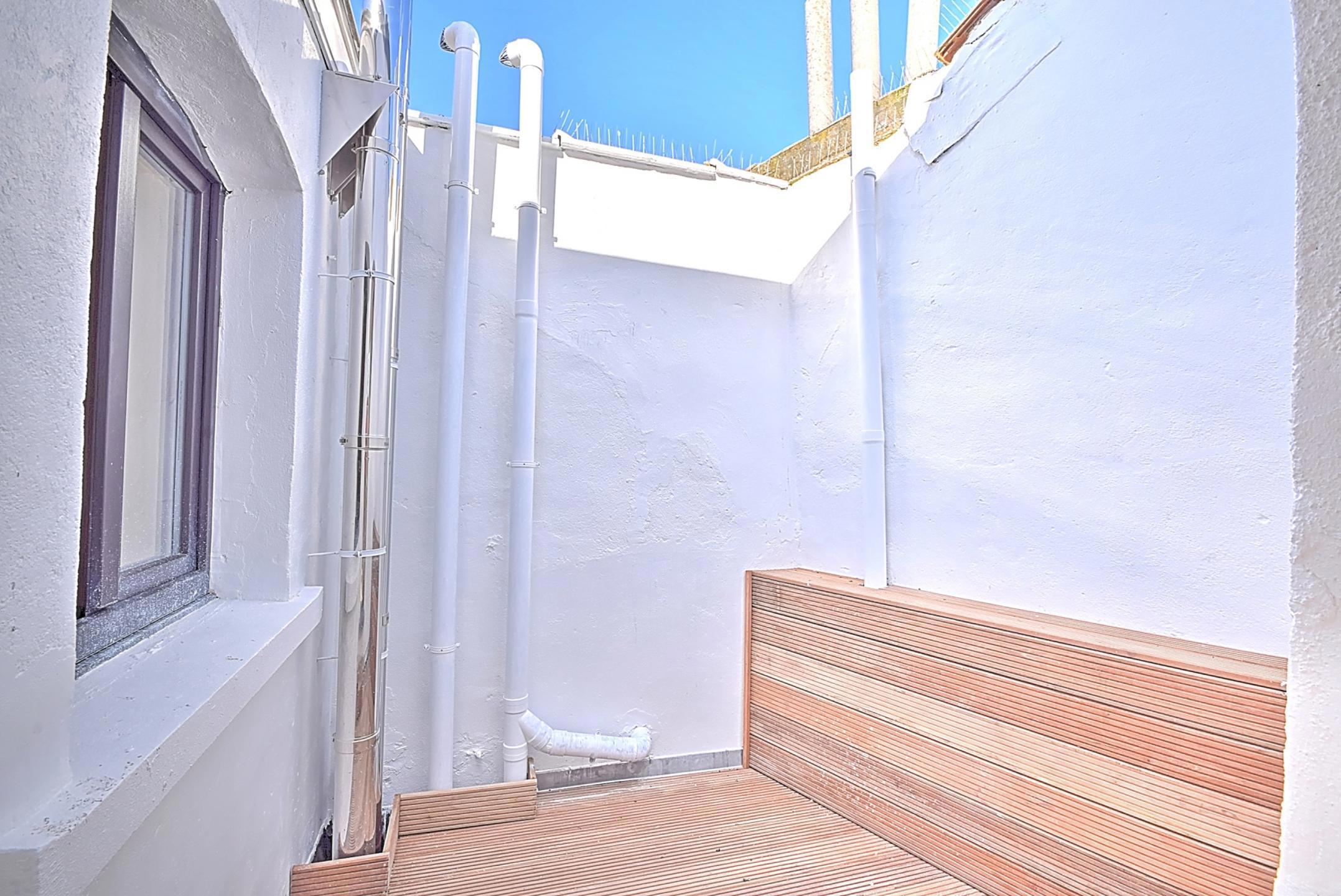 Picture 1 of 2 for Flat with one bedroom in Uccle