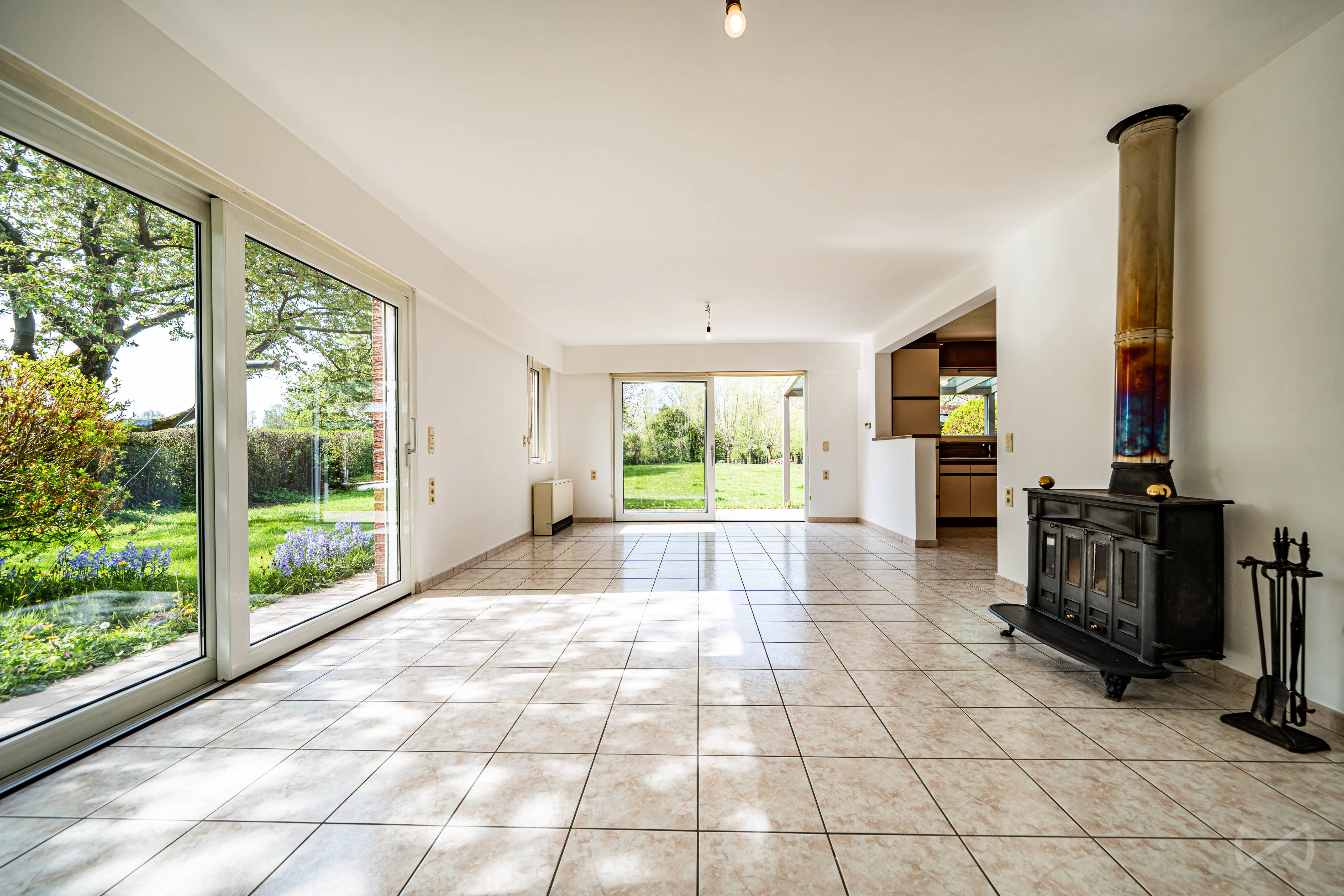 Photo 3 sur 3 pour Villa de six chambres à Soignies