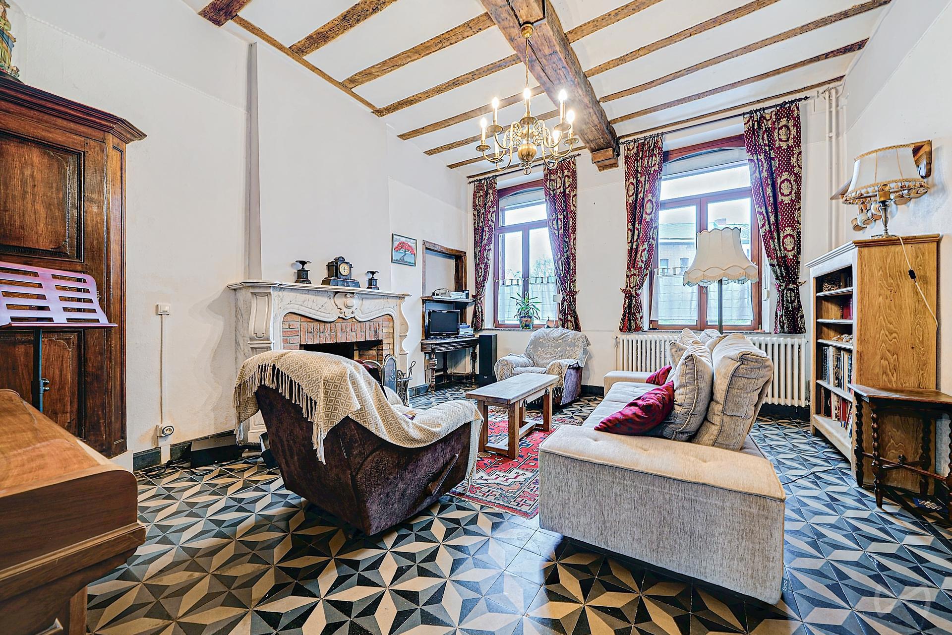 Photo 2 sur 4 pour Maison de cinq chambres à Battignies (Binche)
