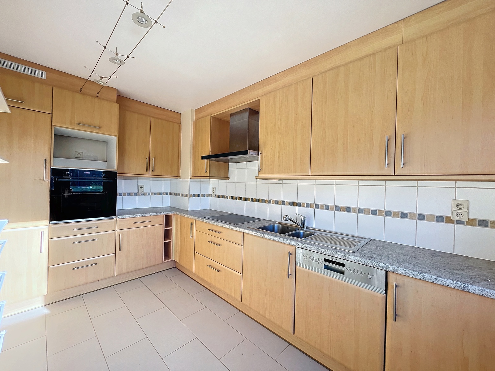 Foto 3 van 4 van Bel-etage met vier slaapkamers in Meise