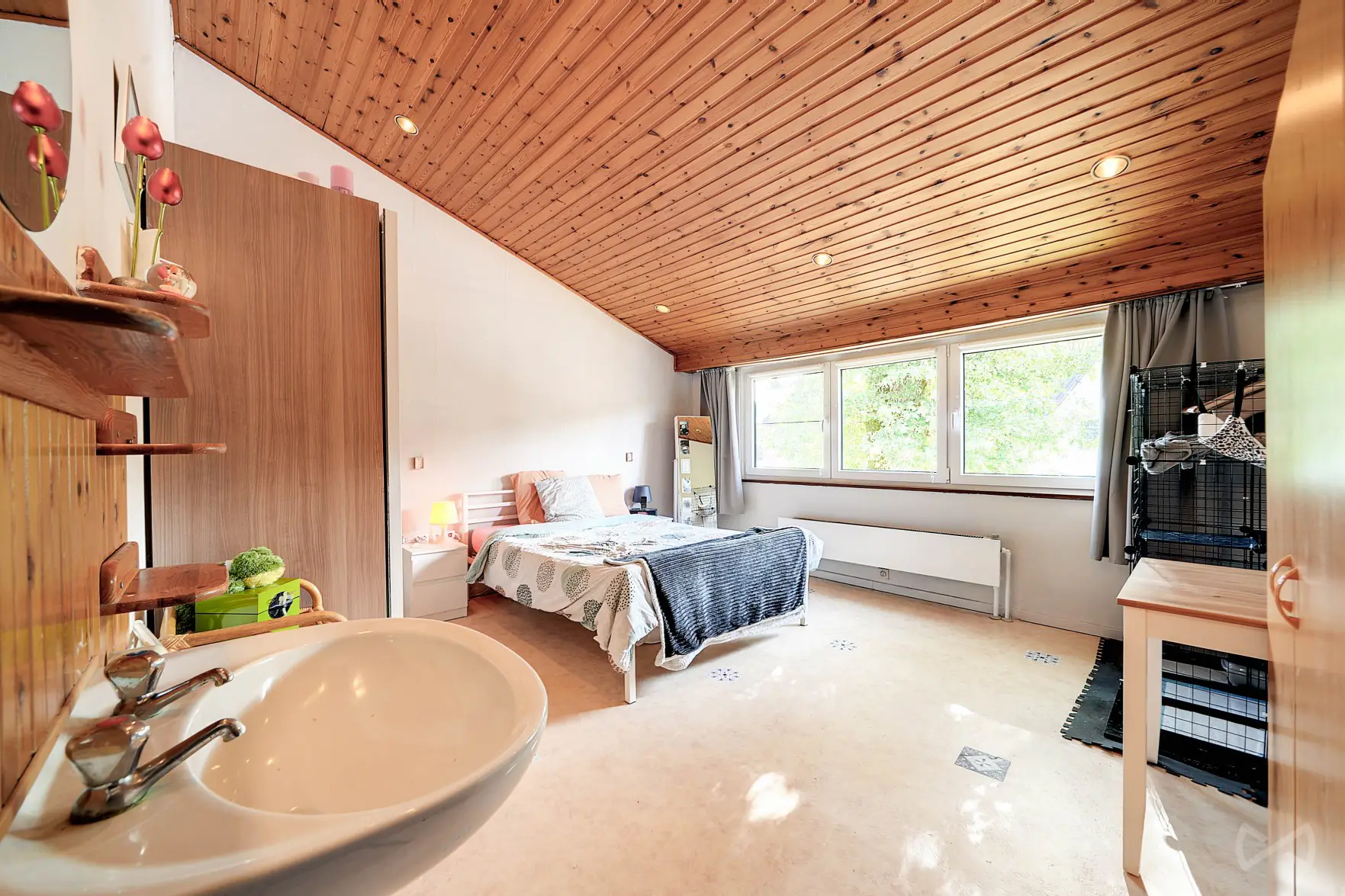 Foto 1 van 4 van Villa met drie slaapkamers in Montigny-le-Tilleul