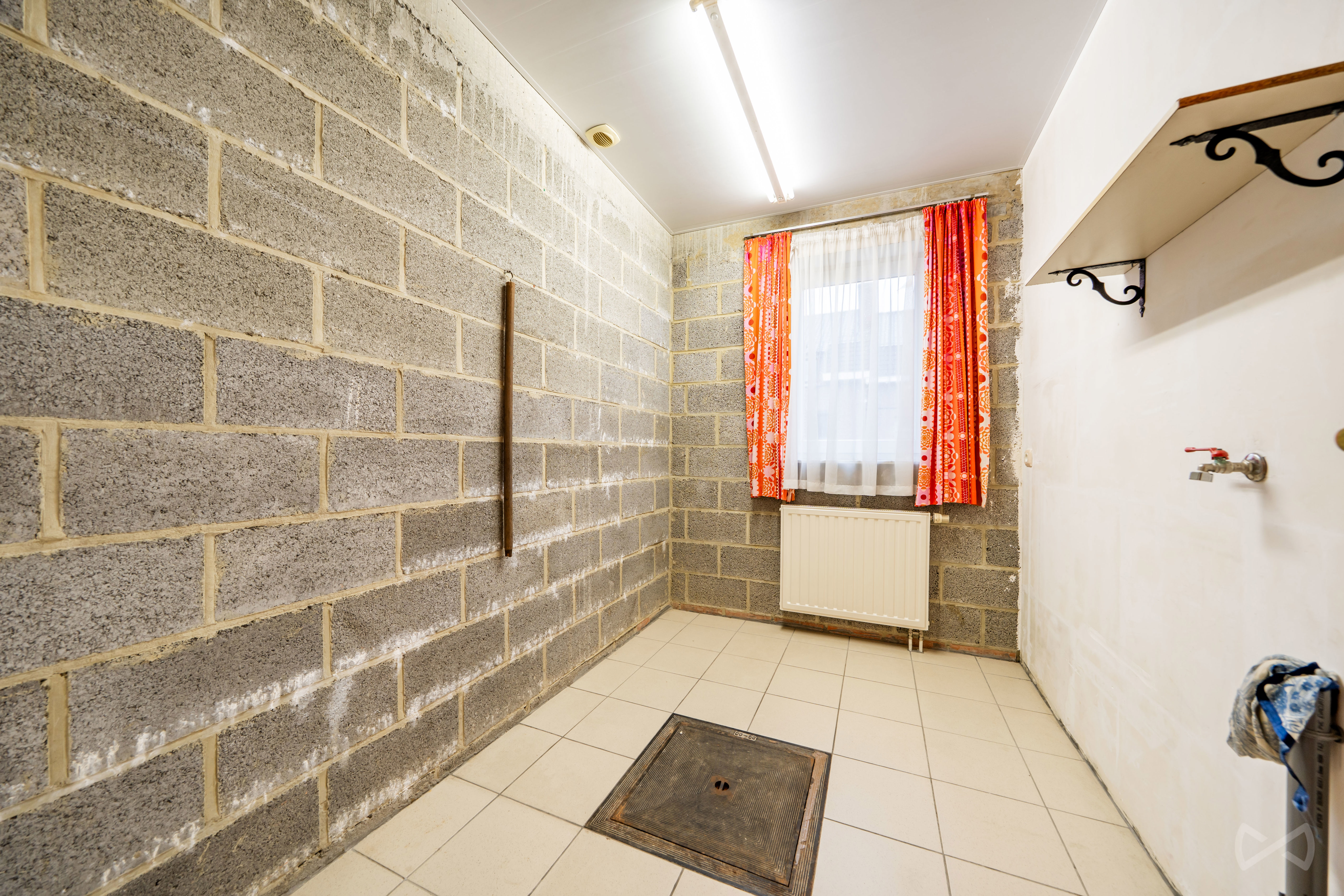 Picture 2 of 4 for Villa with four bedrooms in Mons