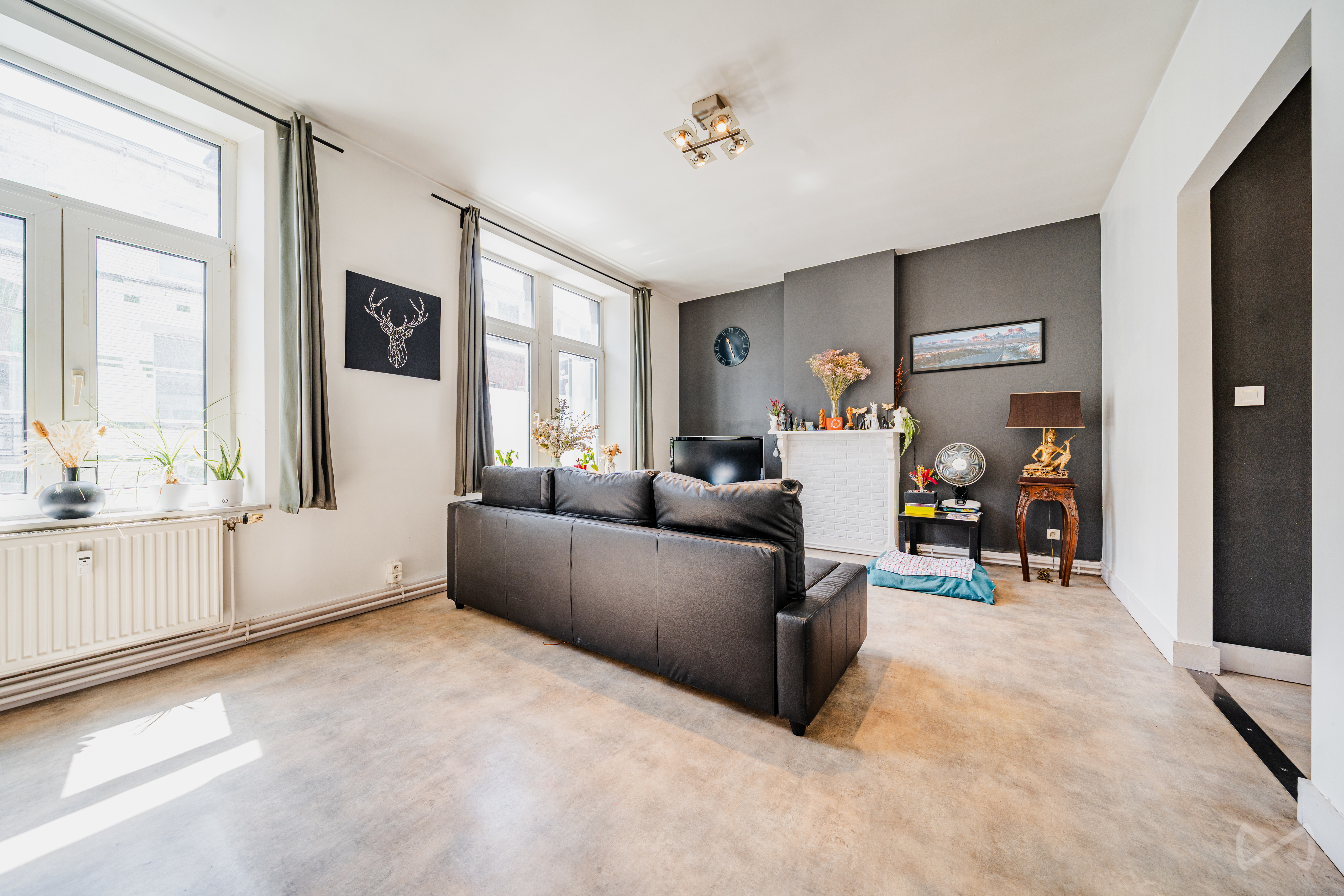 Photo 2 sur 4 pour Immeuble mixte de quatre chambres à Esneux