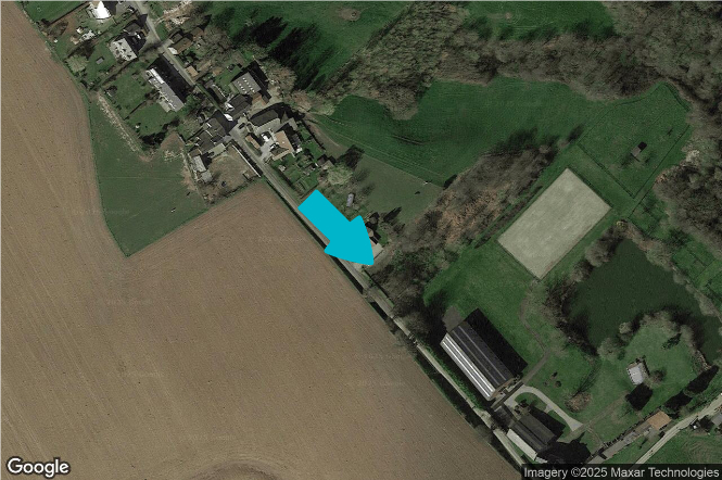 Picture 4 of 4 for Building ground in Nivelles