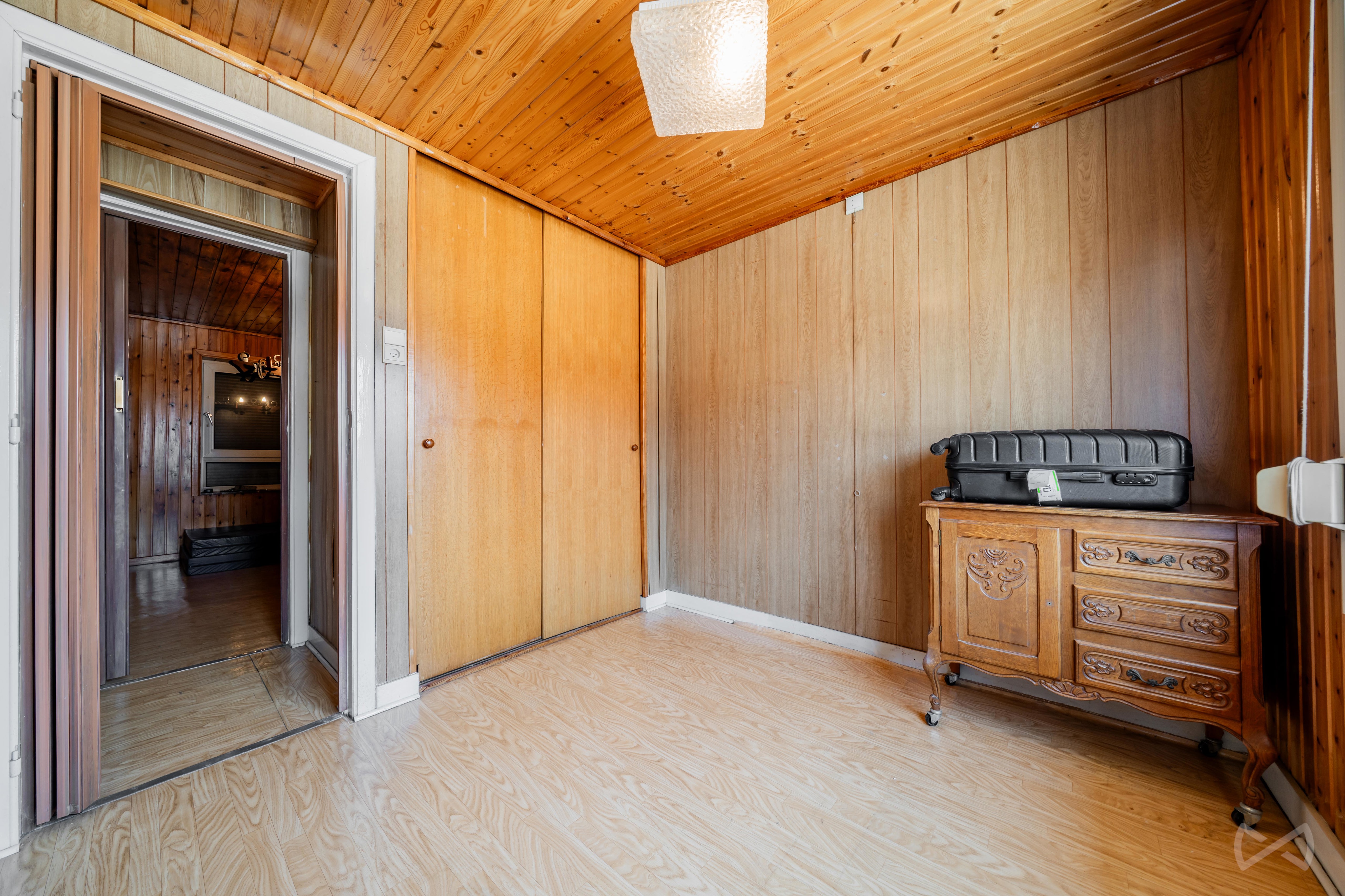 Photo 2 sur 4 pour Maison de deux chambres à Châtelet Chatelineau