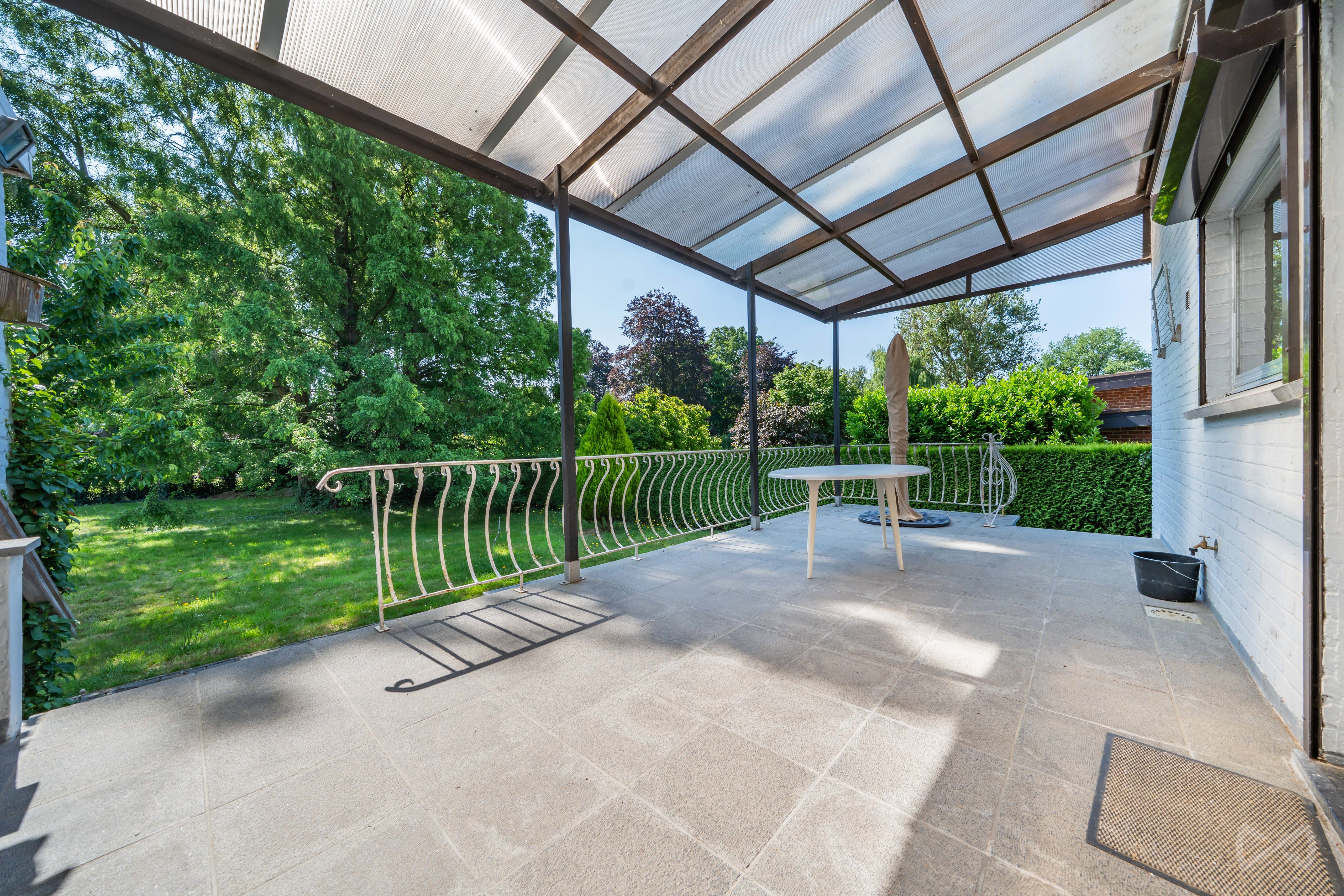 Photo 1 sur 4 pour Maison de cinq chambres à Thuin