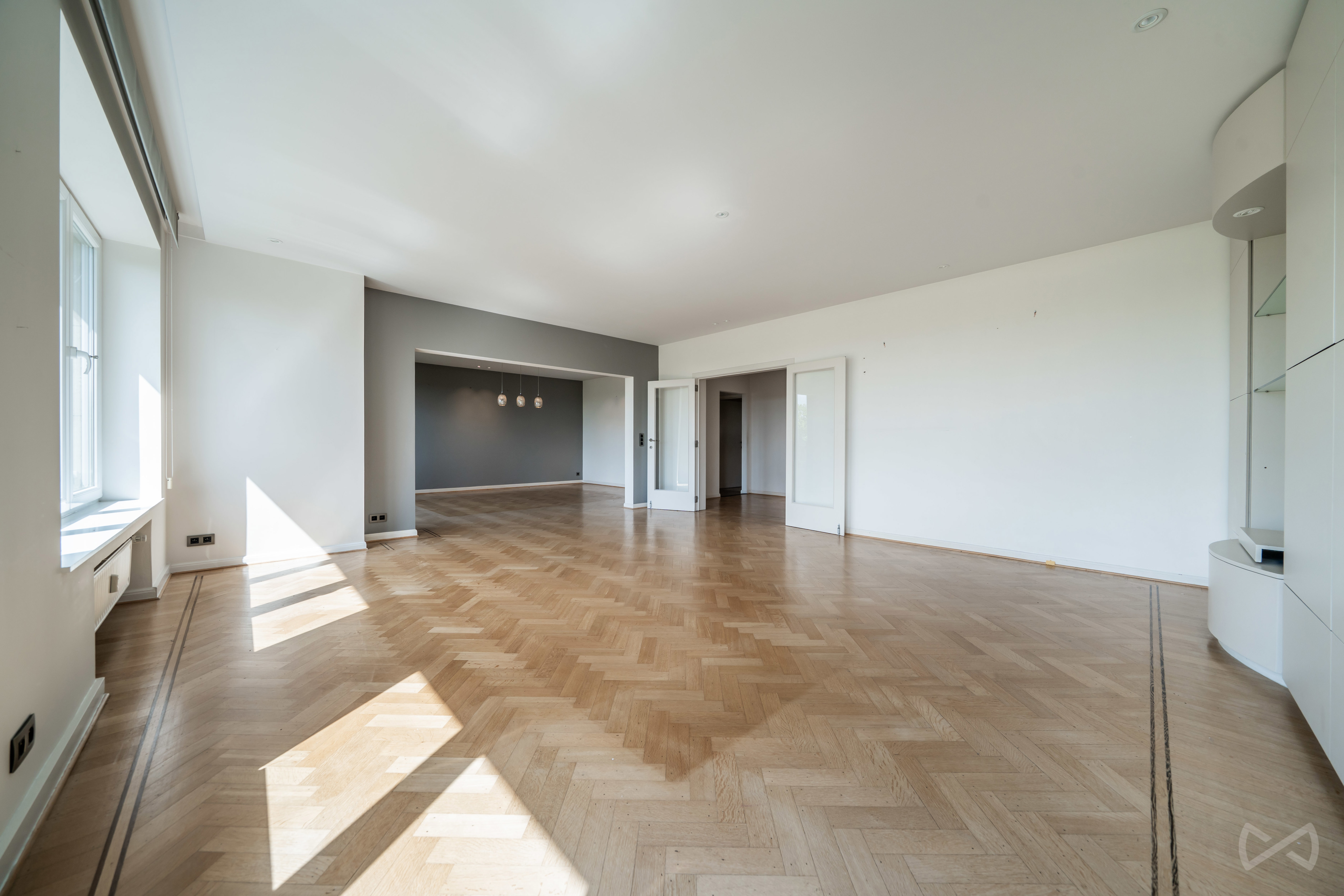 Picture 3 of 3 for Flat with three bedrooms in Uccle