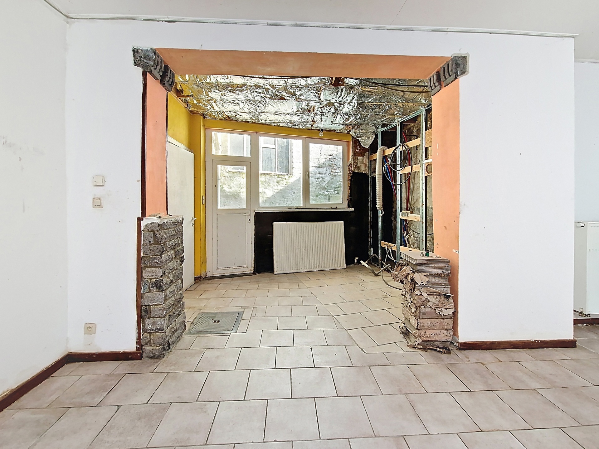 Photo 1 sur 4 pour Maison de quatre chambres à Écaussinnes