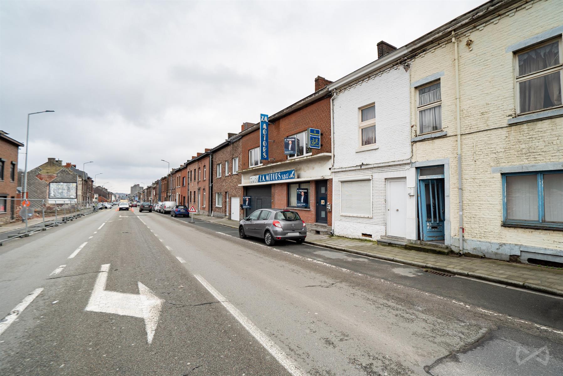 Picture 3 of 4 for Multi-purpose building in Marcinelle