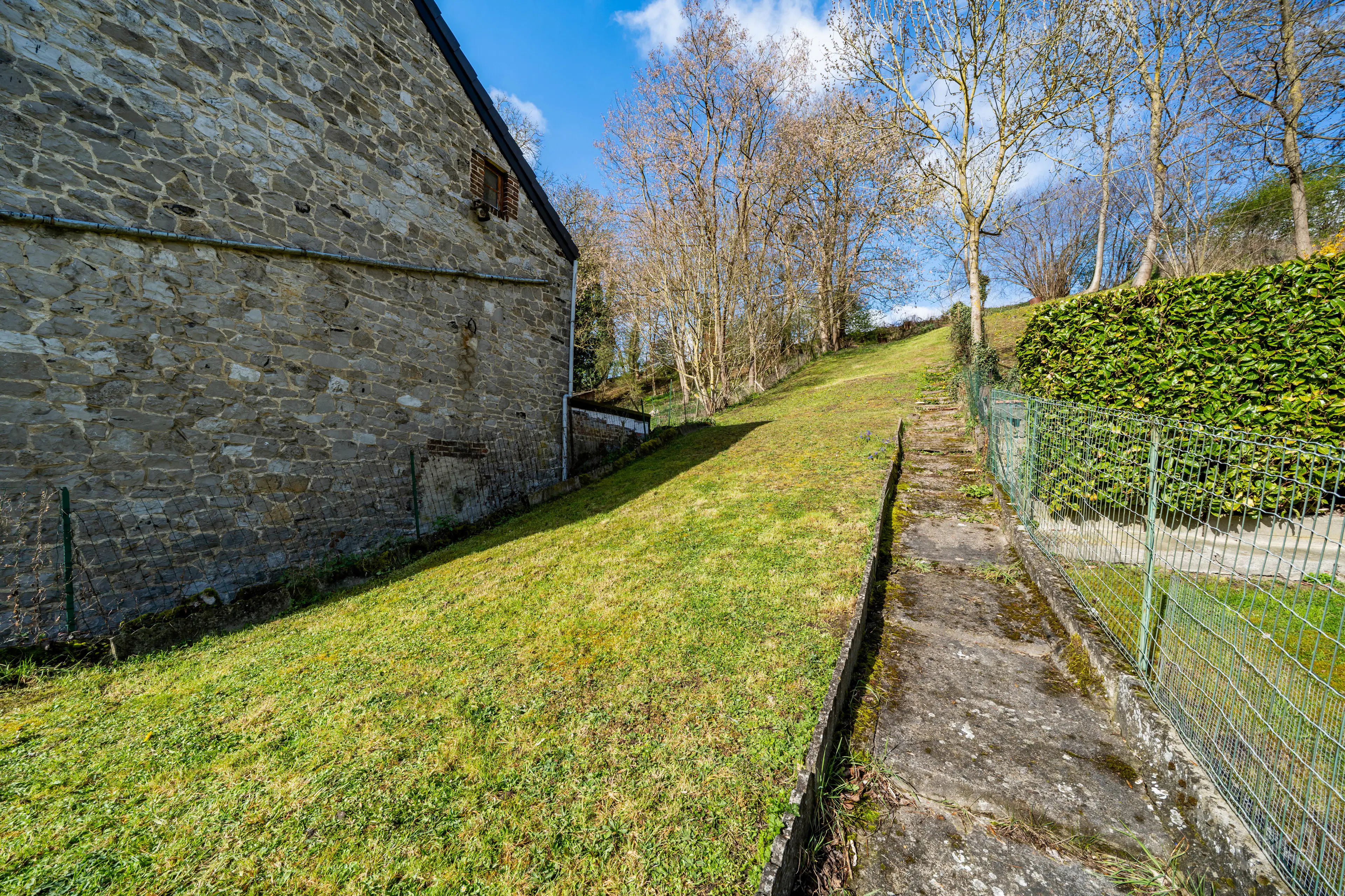 Photo 3 sur 4 pour Villa de deux chambres à Seilles