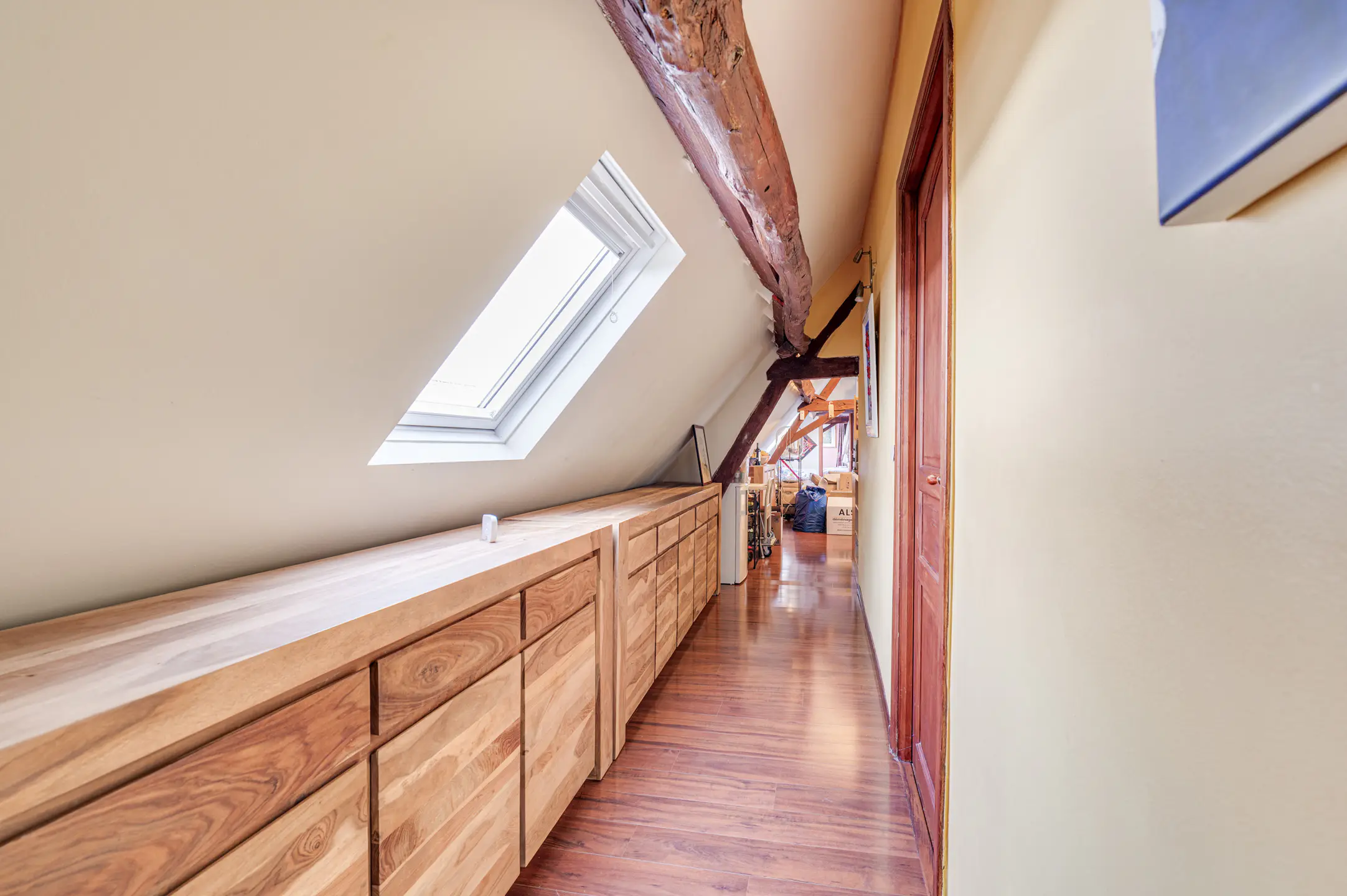 Picture 1 of 4 for Villa farmtype with five bedrooms in Enghien