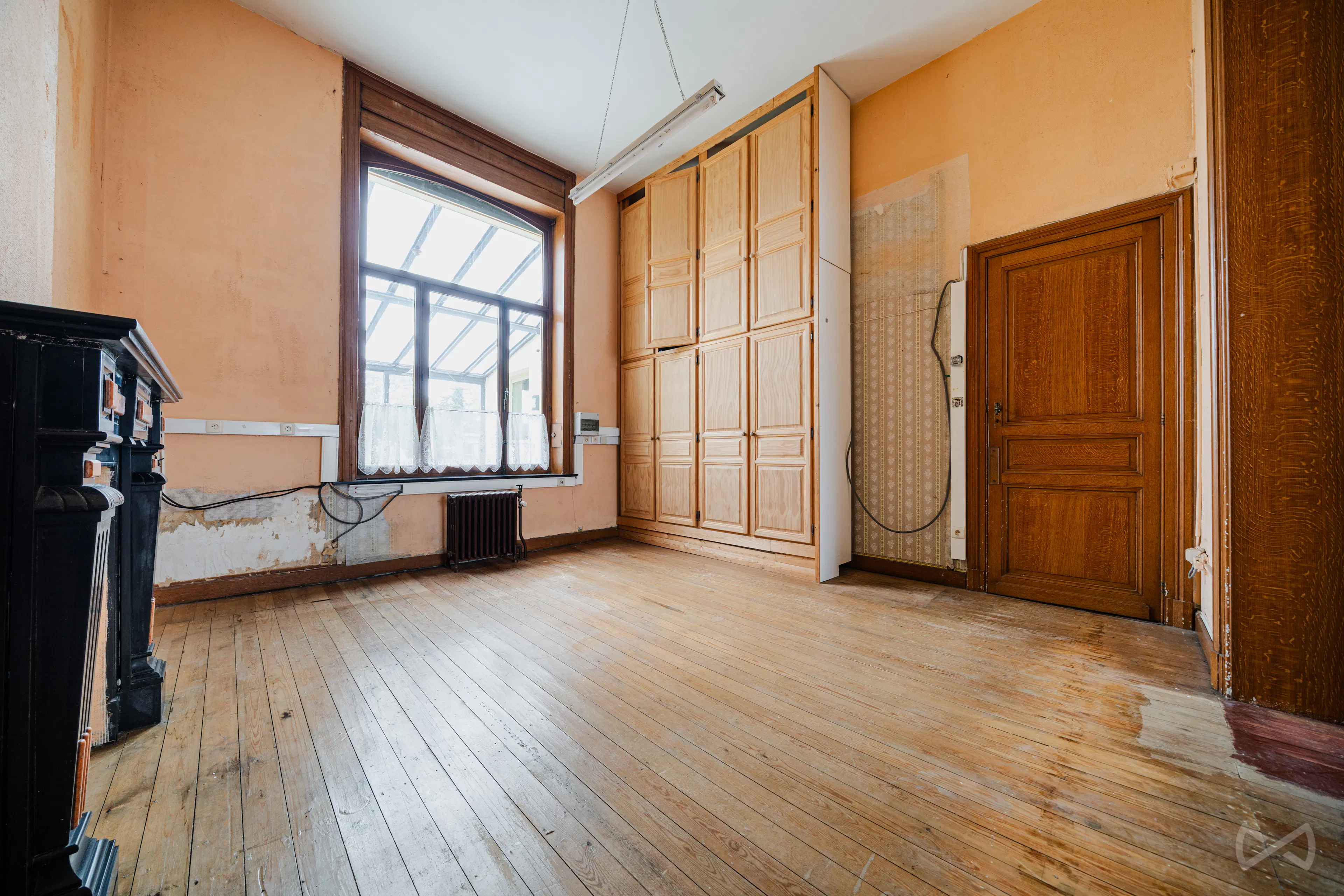 Picture 1 of 4 for Exceptional house with six bedrooms in Chièvres