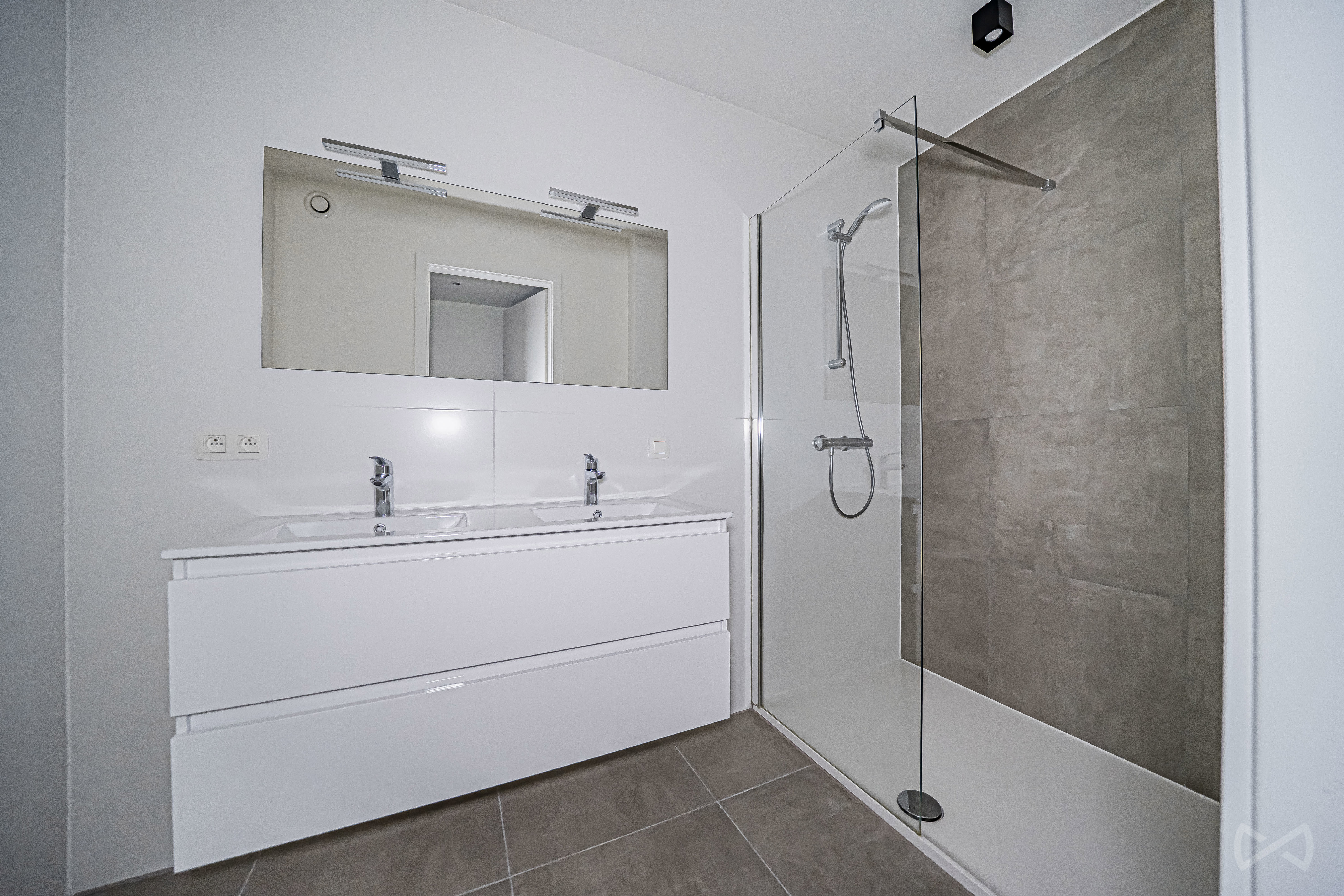Picture 1 of 4 for Flat with three bedrooms in Sankt vith