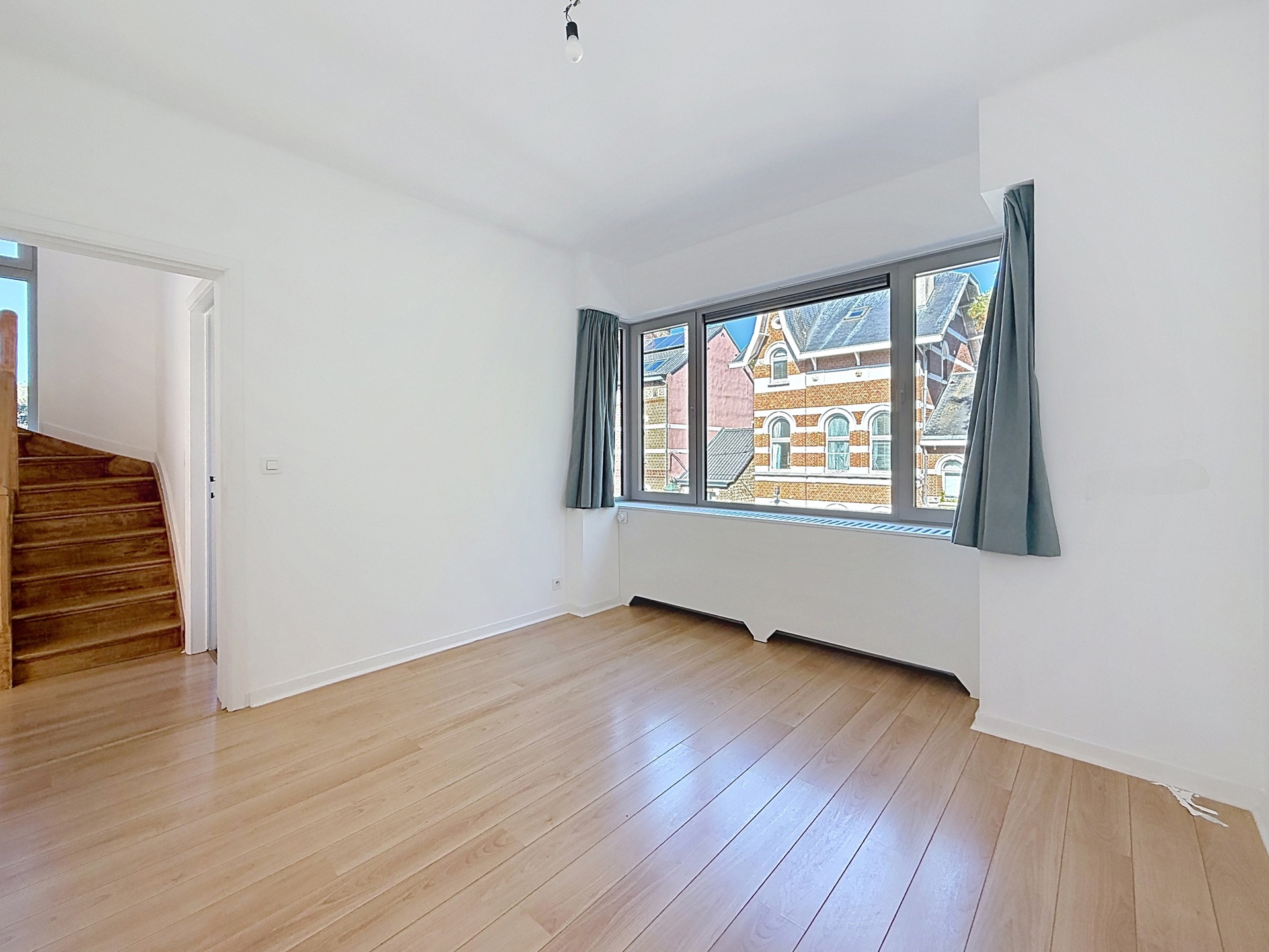 Photo 4 sur 4 pour Bel-étage de cinq chambres à Uccle