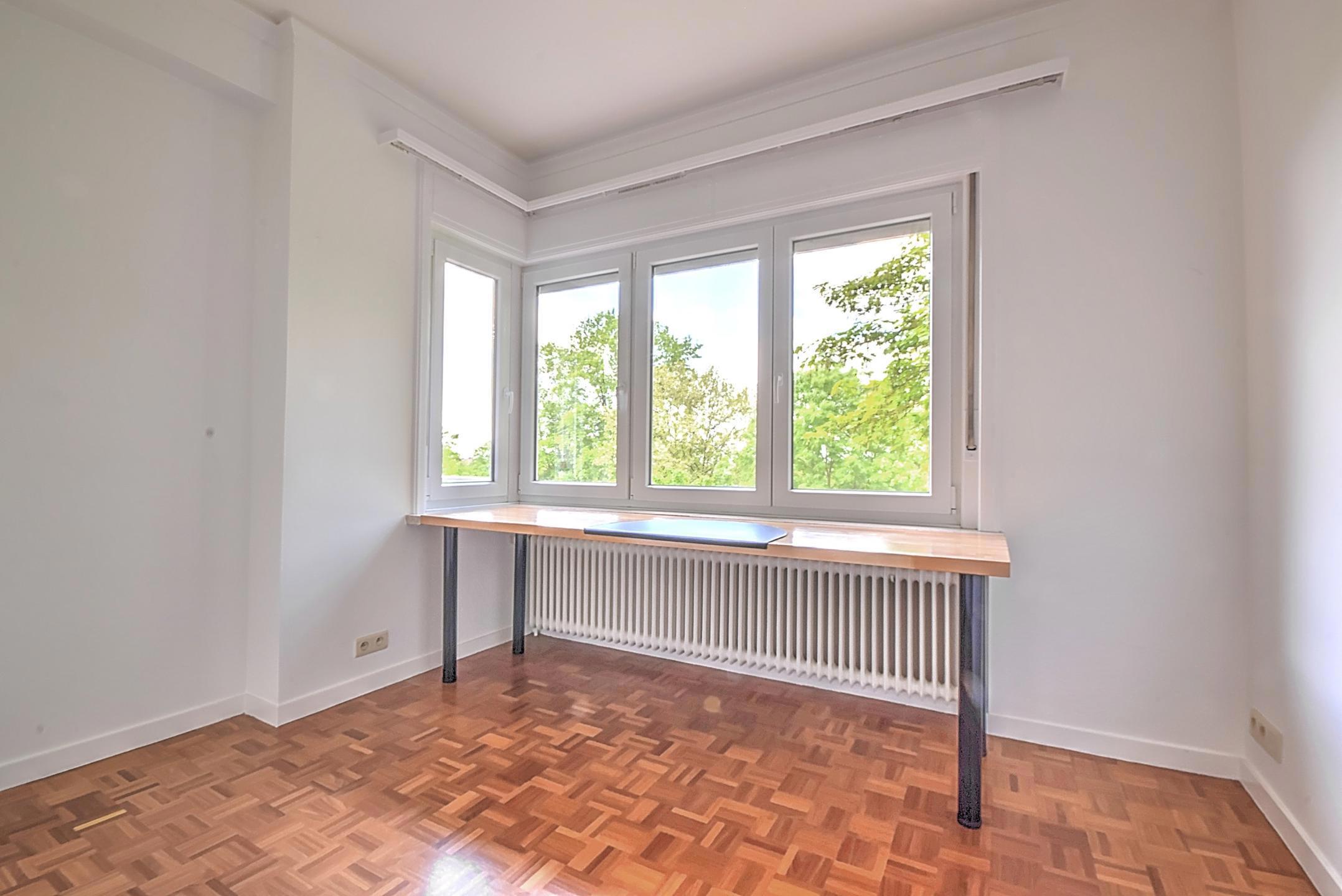 Picture 4 of 4 for Flat with three bedrooms in Forest