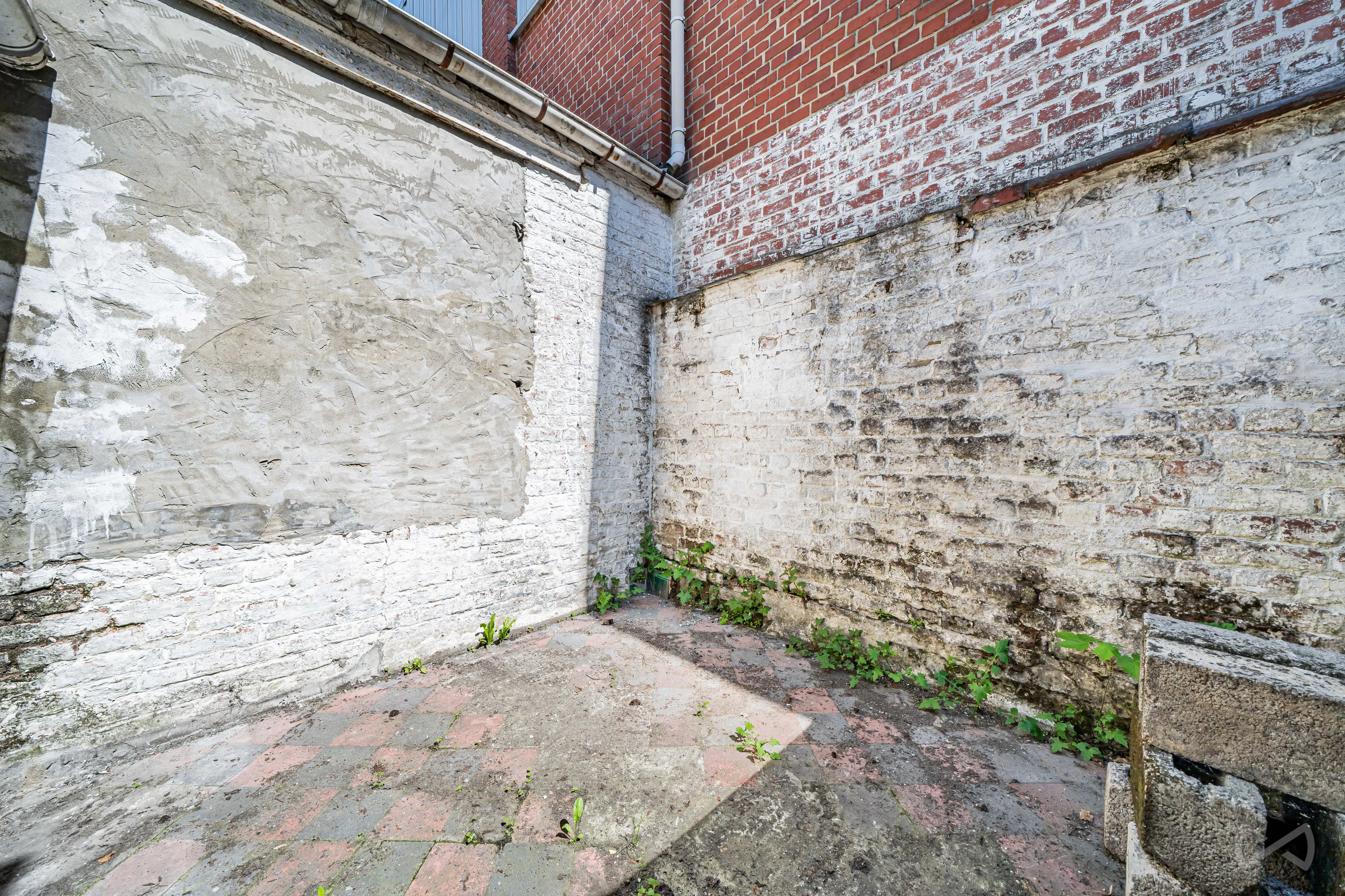 Photo 3 sur 4 pour Immeuble mixte de deux chambres à Florennes