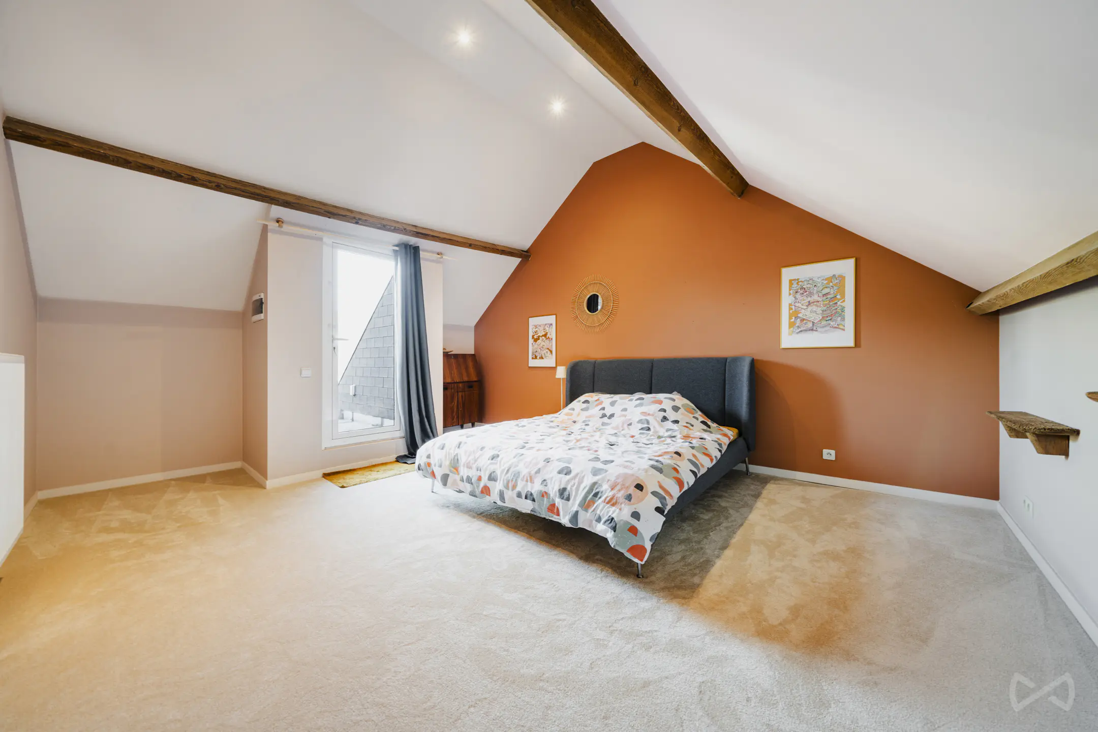 Photo 2 sur 4 pour Loft de six chambres à Grez-Doiceau