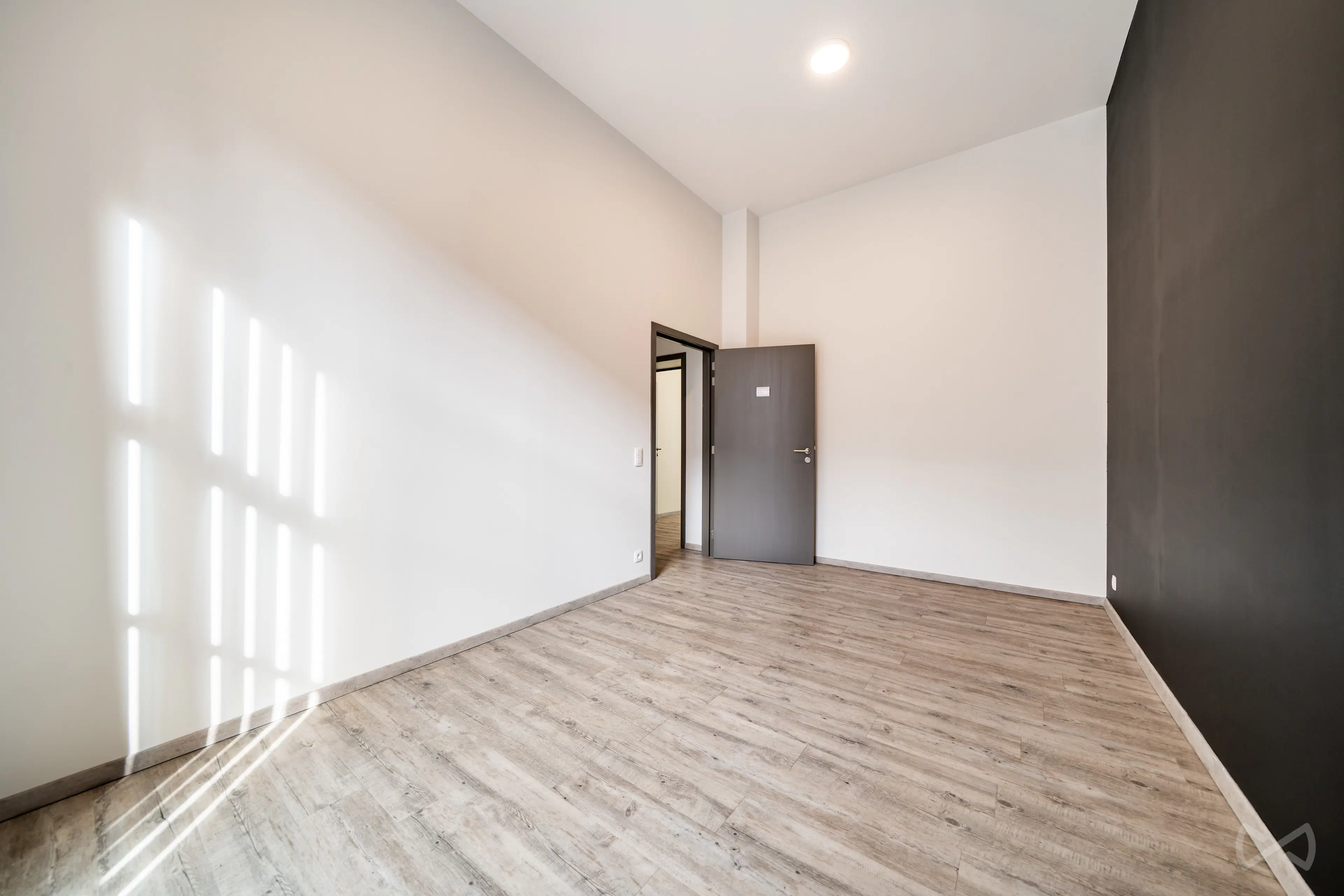 Picture 4 of 4 for Offices in Liège
