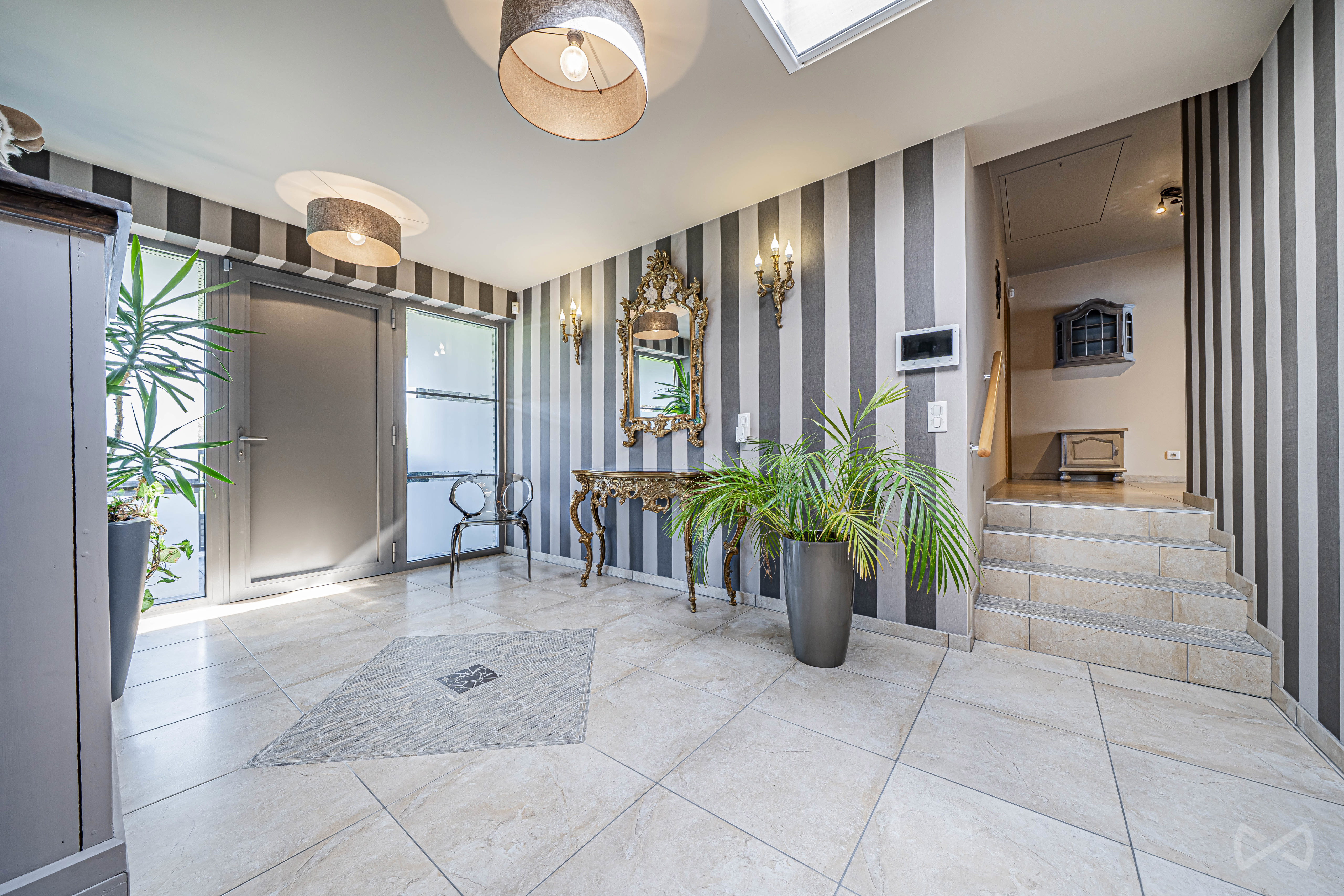 Picture 2 of 4 for Villa with five bedrooms in Sivry-rance