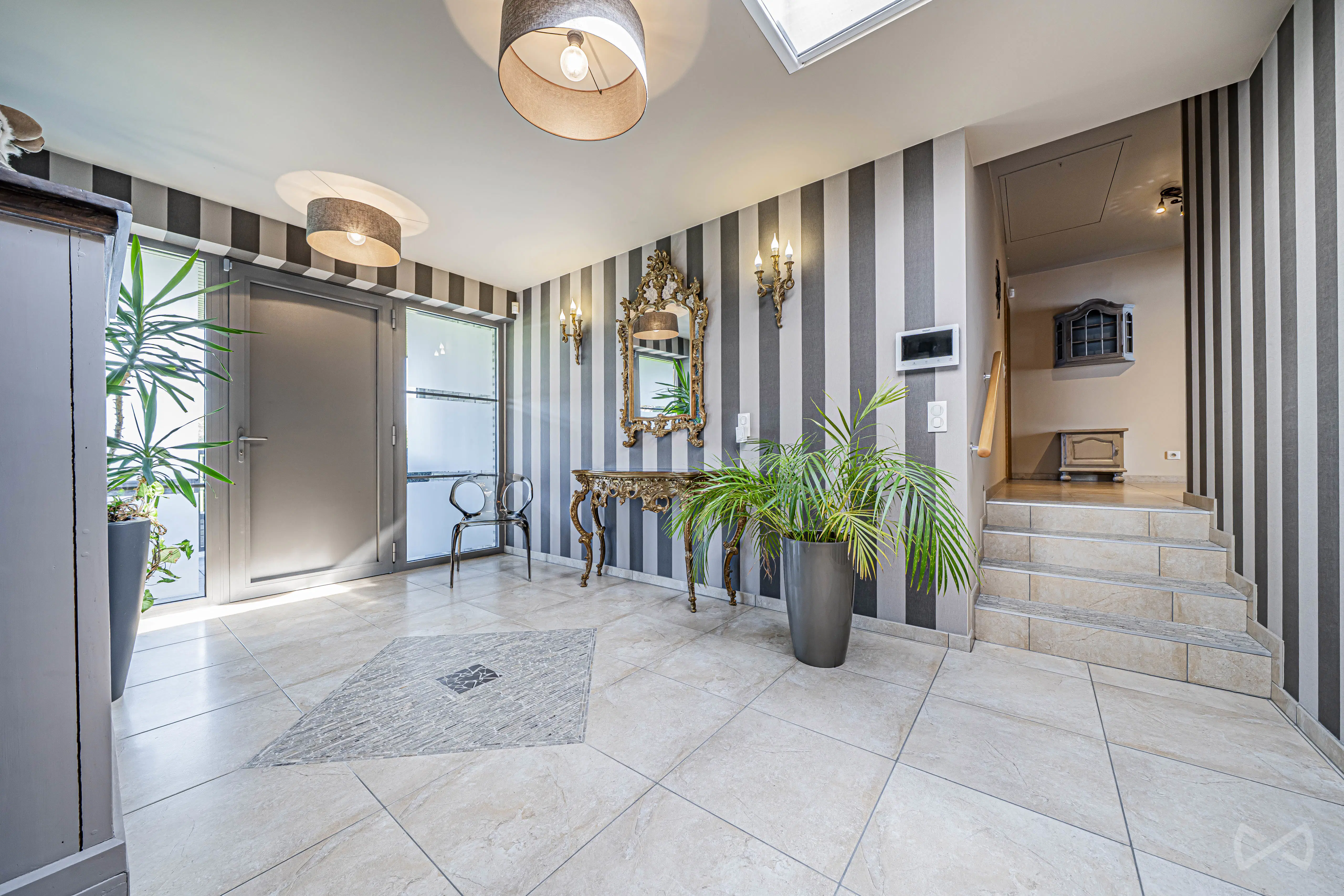 Picture 4 of 4 for Villa with five bedrooms in Sivry-rance