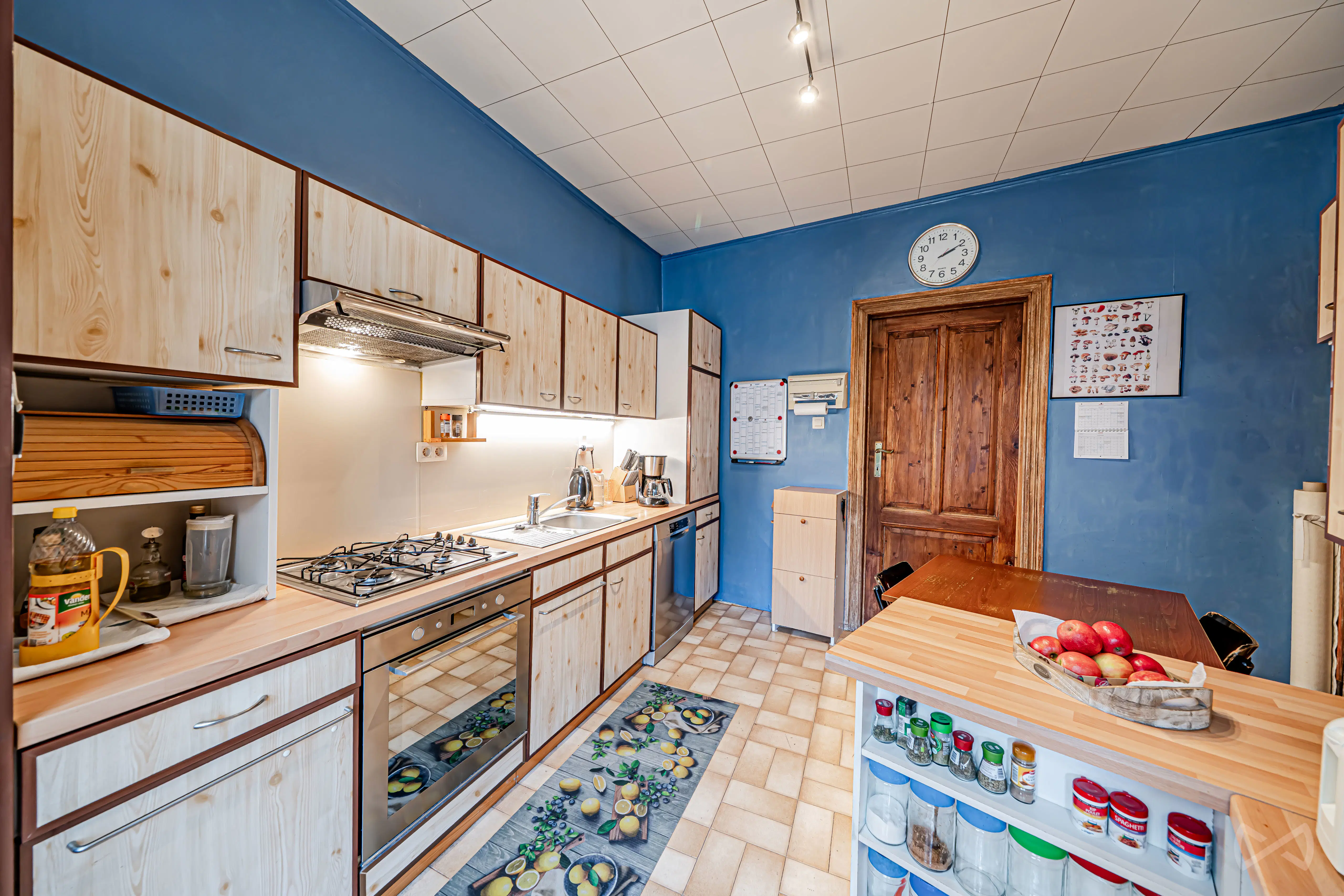 Picture 1 of 4 for Bel-etage with three bedrooms in Neder-over-heembeek
