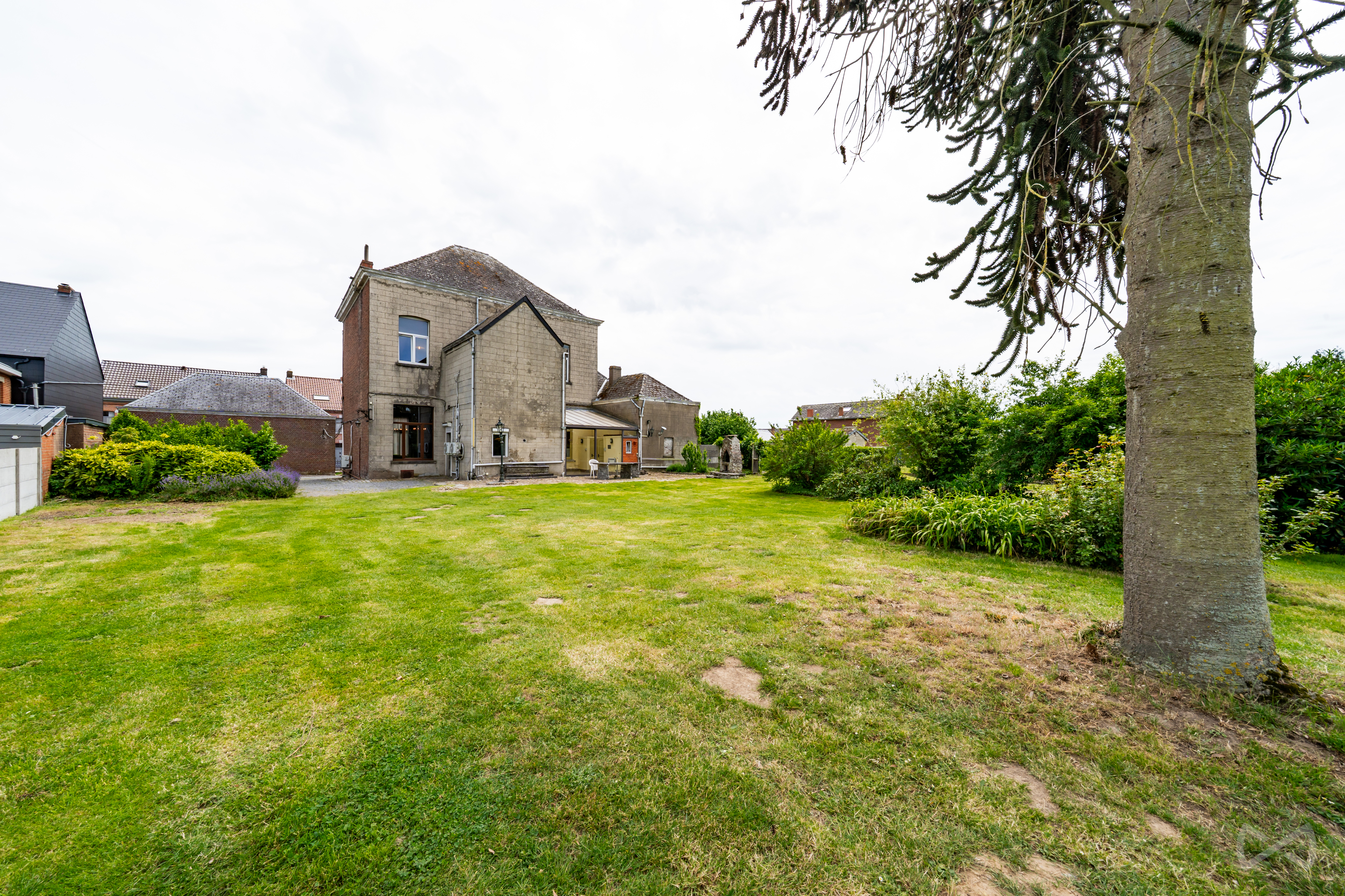 Picture 2 of 4 for Exceptional house with six bedrooms in Chièvres
