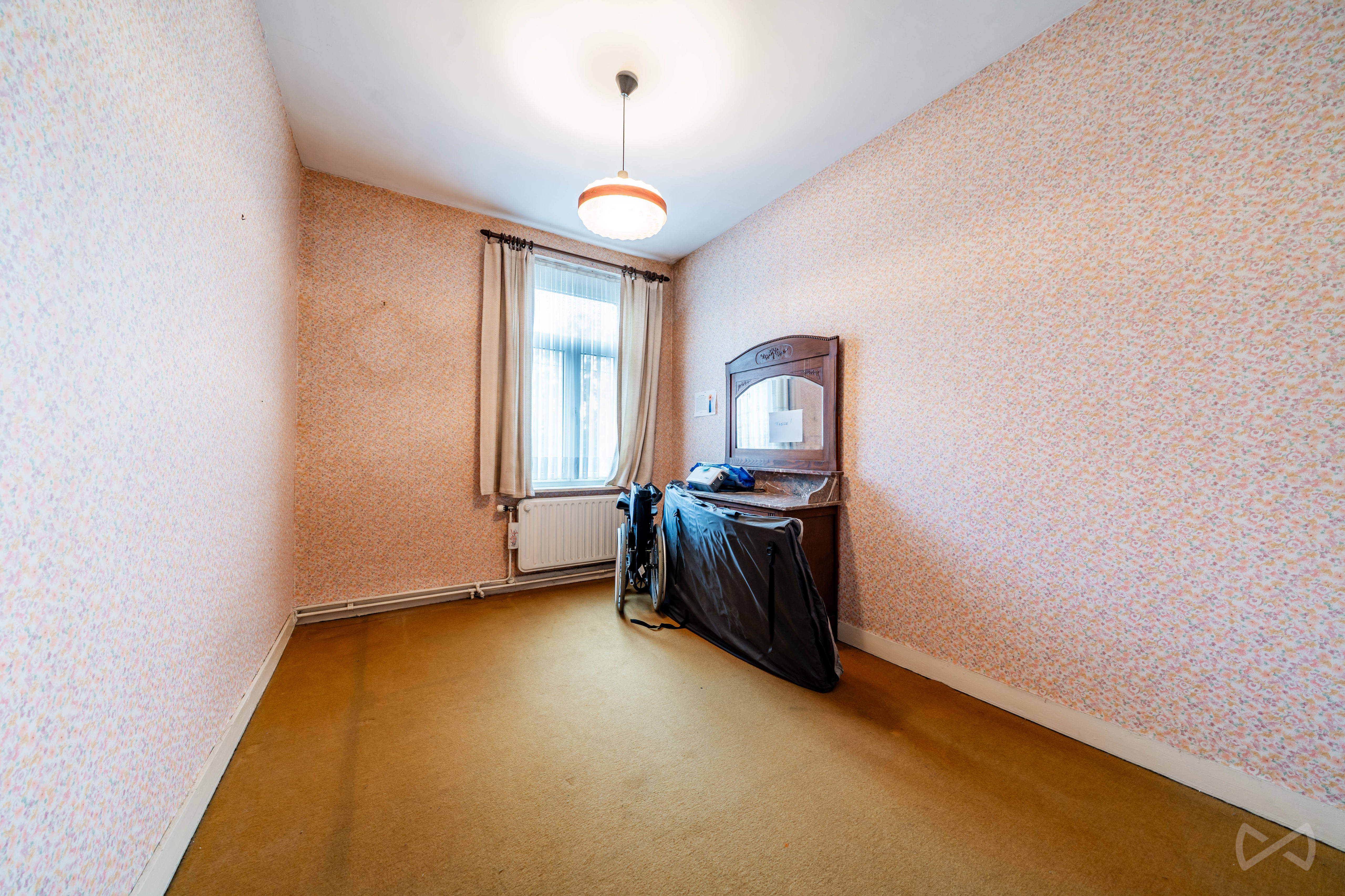 Foto 1 van 4 van Huis met vier slaapkamers in Orp-le-grand