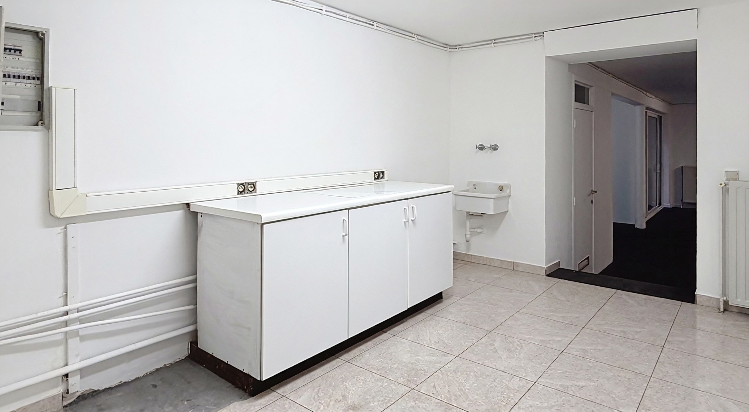 Photo 2 sur 3 pour Bureaux à Schaarbeek