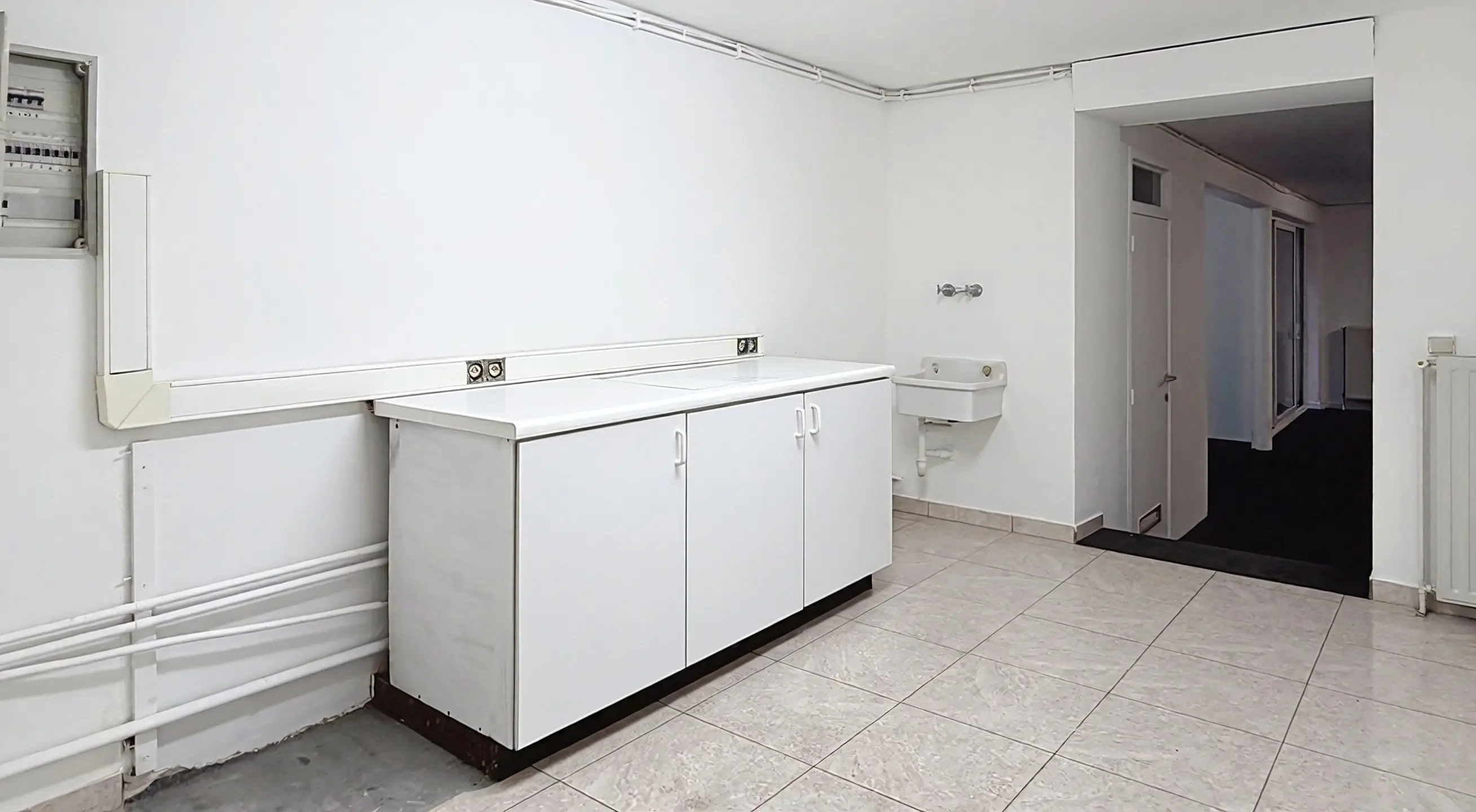 Photo 2 sur 3 pour Bureaux à Schaarbeek