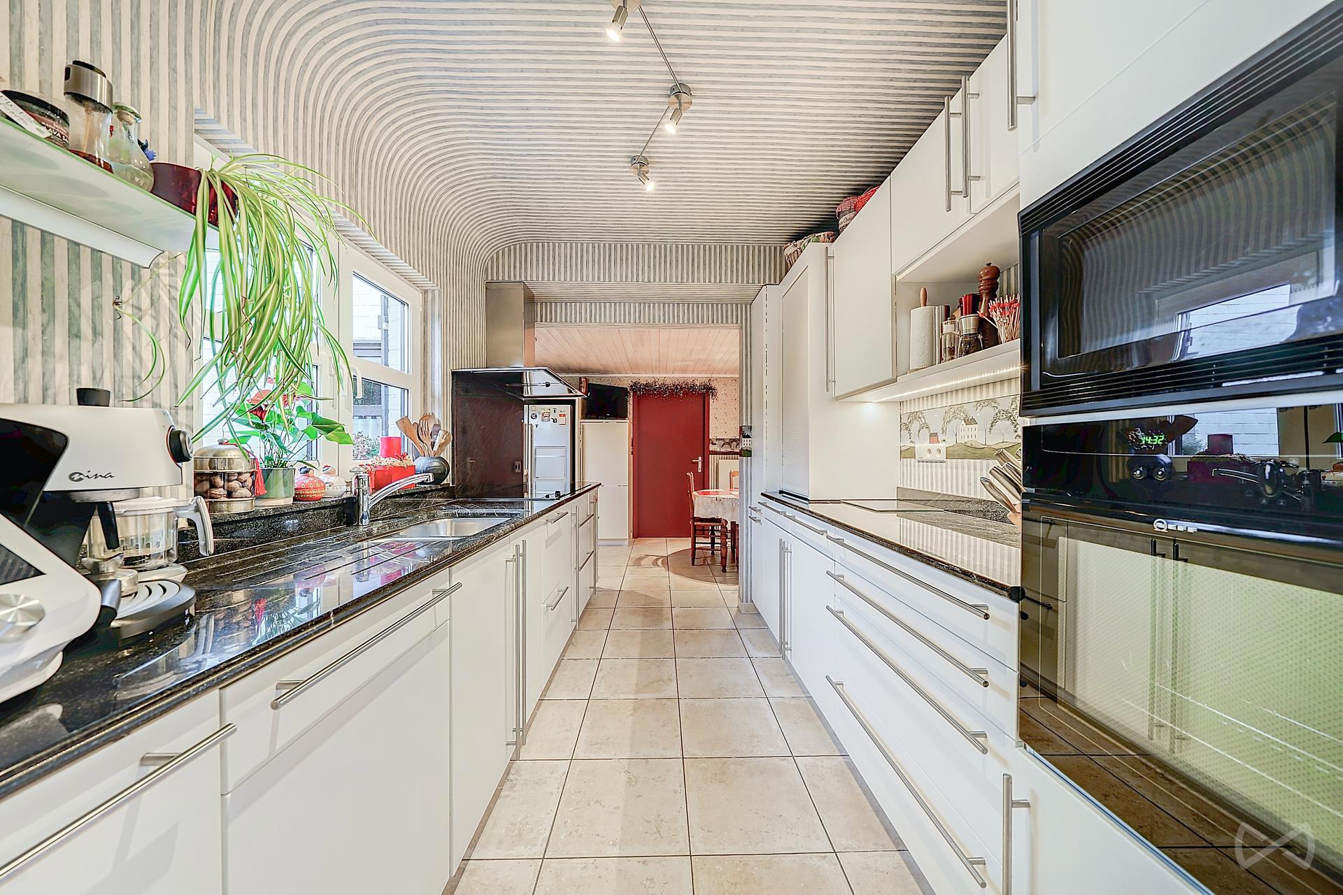 Picture 4 of 4 for House with five bedrooms in Ham-sur-heure-nalinnes