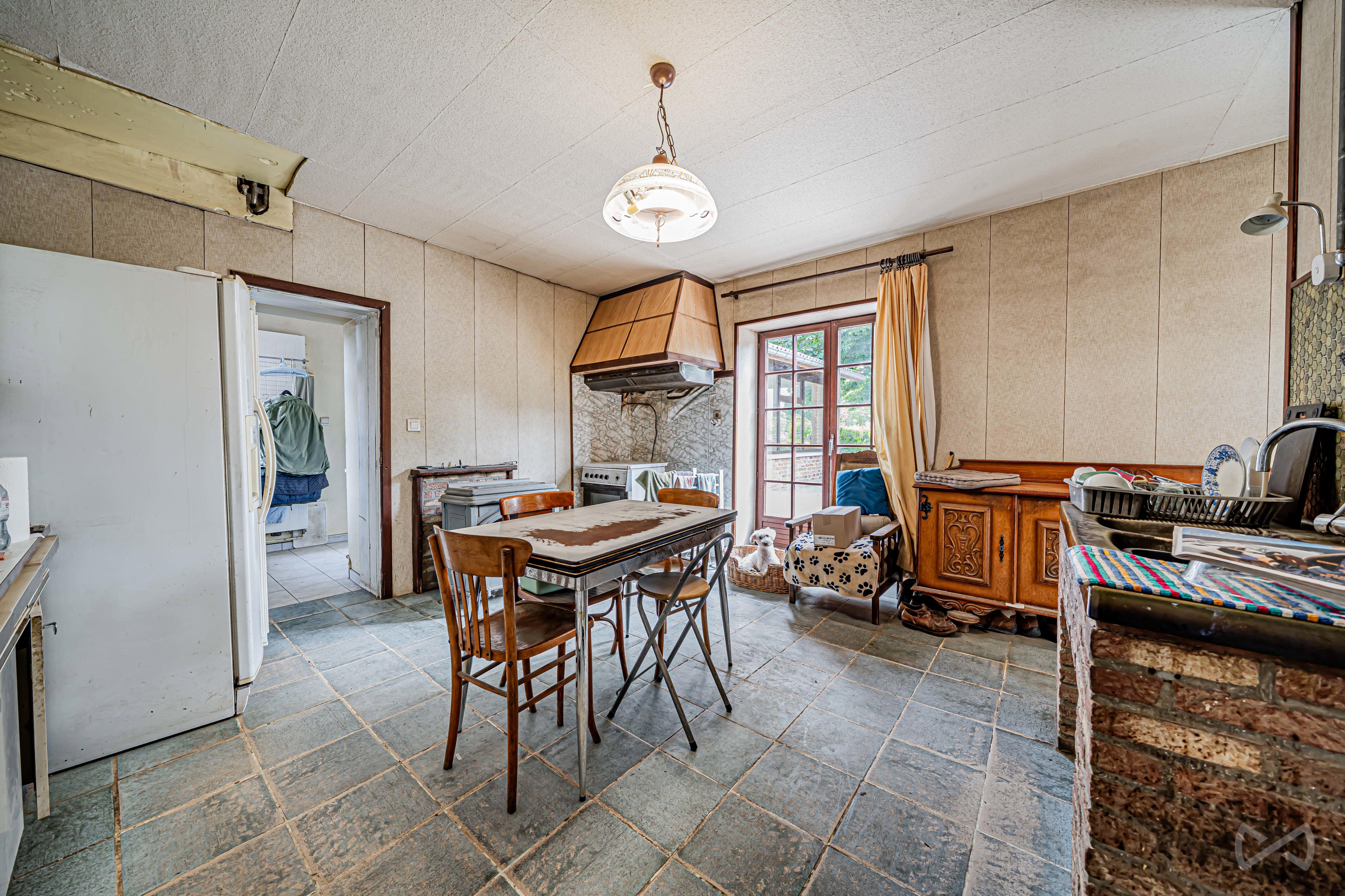 Foto 4 van 4 van Villa met zes slaapkamers in Thisnes